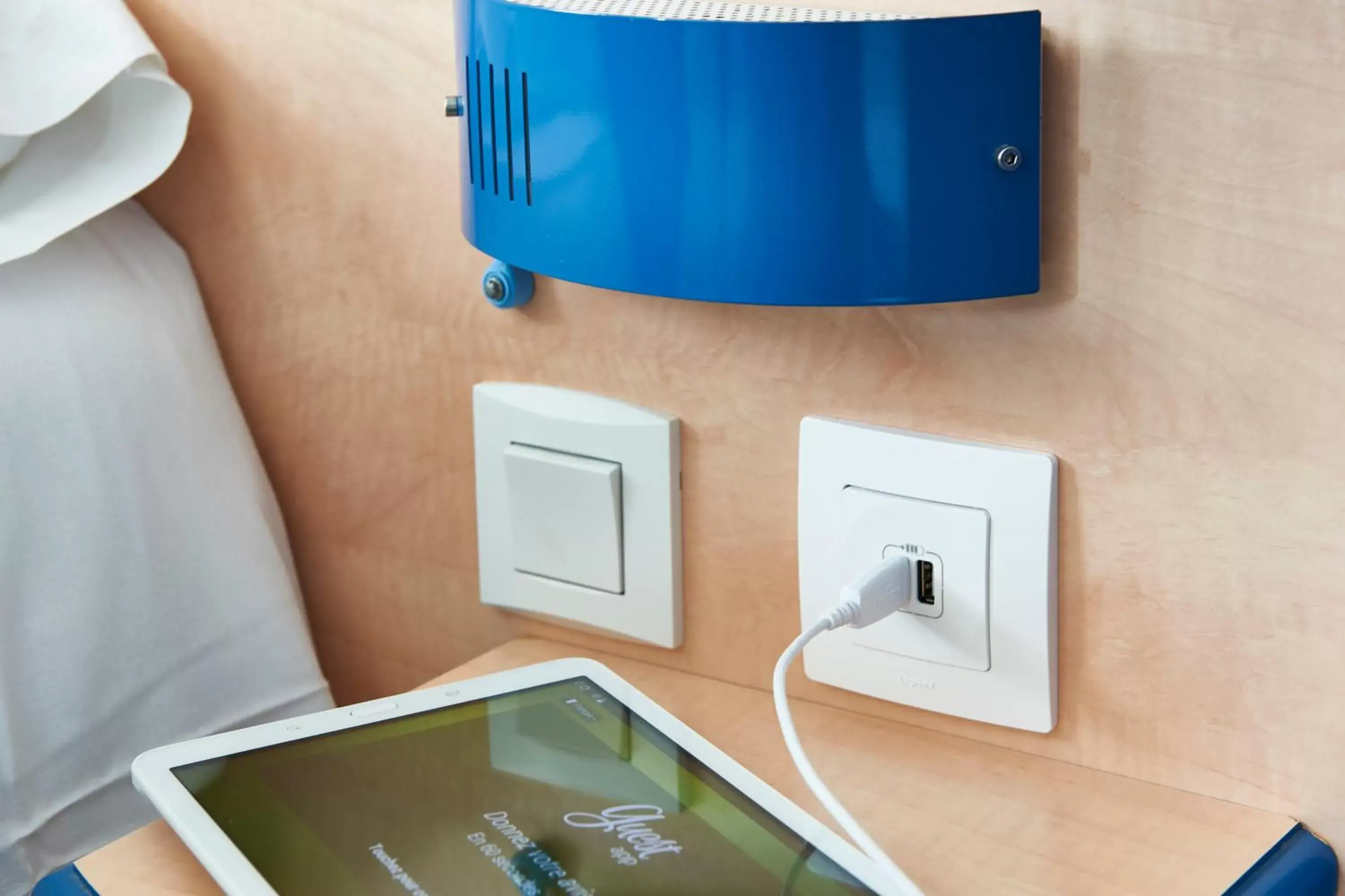 Twin Room in Atena Bordeaux Sud Est Créon - Vélo Friendly Twin Room in Atena Bordeaux Sud Est Créon - Vélo Friendly