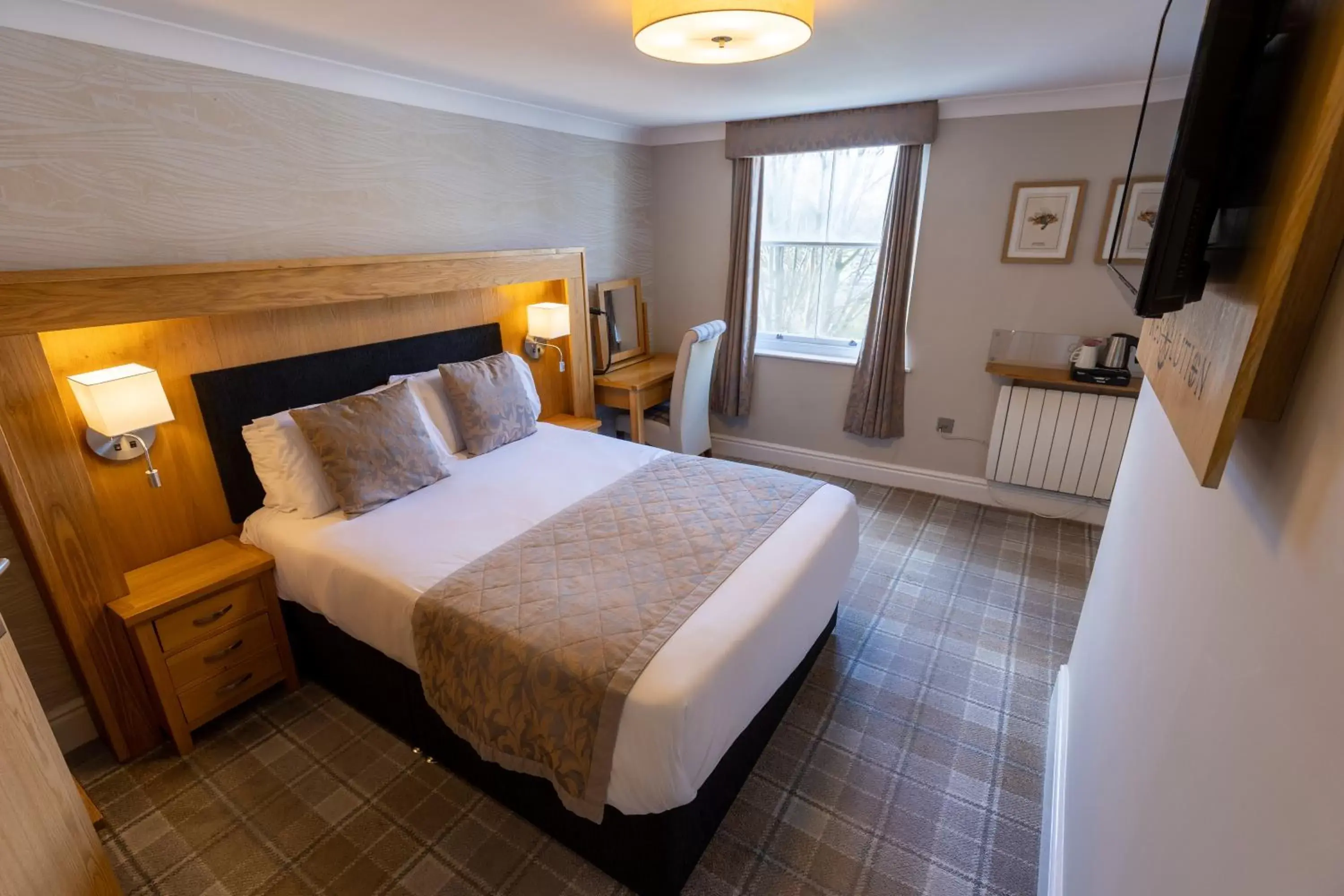 Standard Double Room in The Resolution Hotel Standard Double Room in The Resolution Hotel