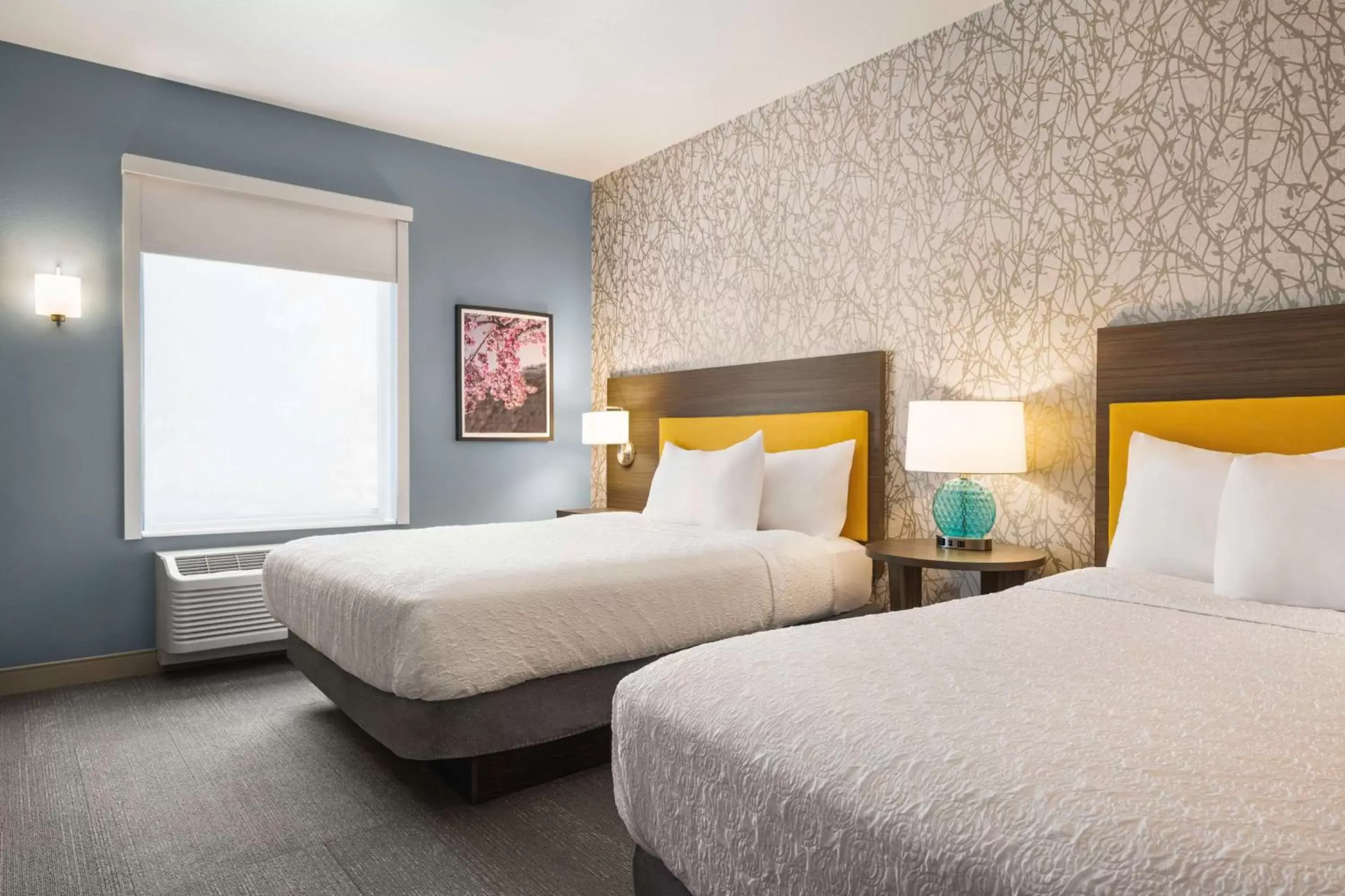 Studio Suite with Two Queen Beds in Home2 Suites By Hilton Colorado Springs I-25 Central Studio Suite with Two Queen Beds in Home2 Suites By Hilton Colorado Springs I-25 Central