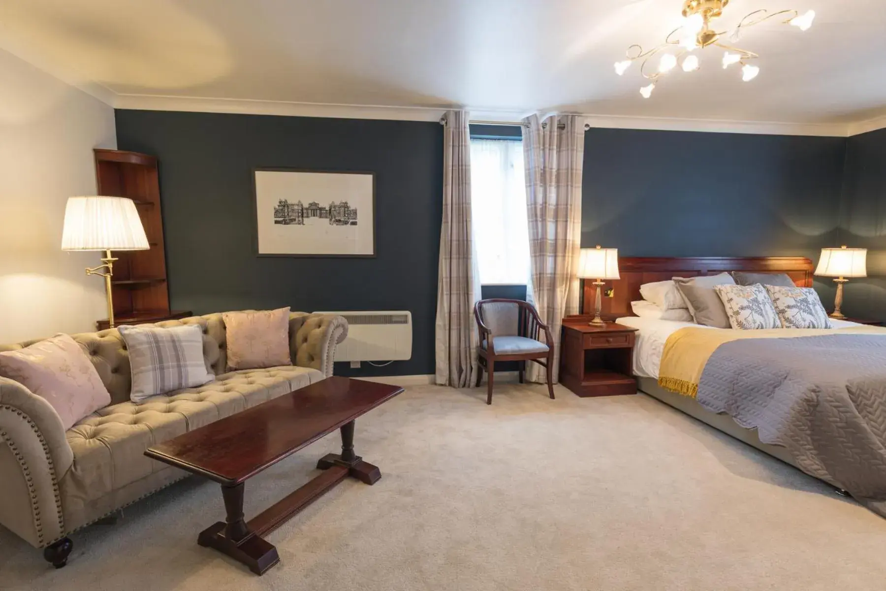 Superior Double Room - single occupancy in Duke Of Marlborough Superior Double Room - single occupancy in Duke Of Marlborough
