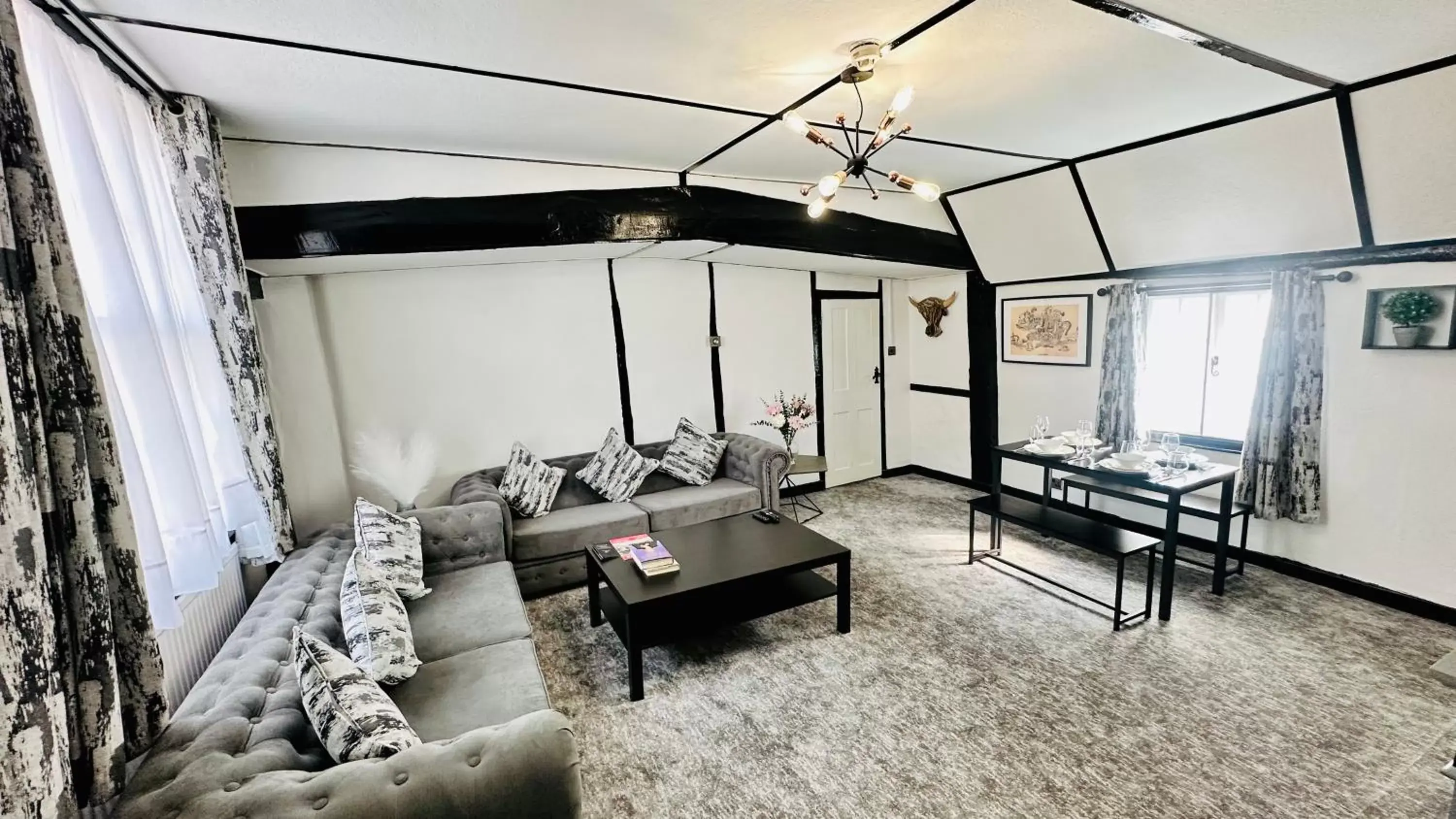 Two-Bedroom Apartment - single occupancy in The Ostrich Inn Colnbrook London Heathrow Two-Bedroom Apartment - single occupancy in The Ostrich Inn Colnbrook London Heathrow