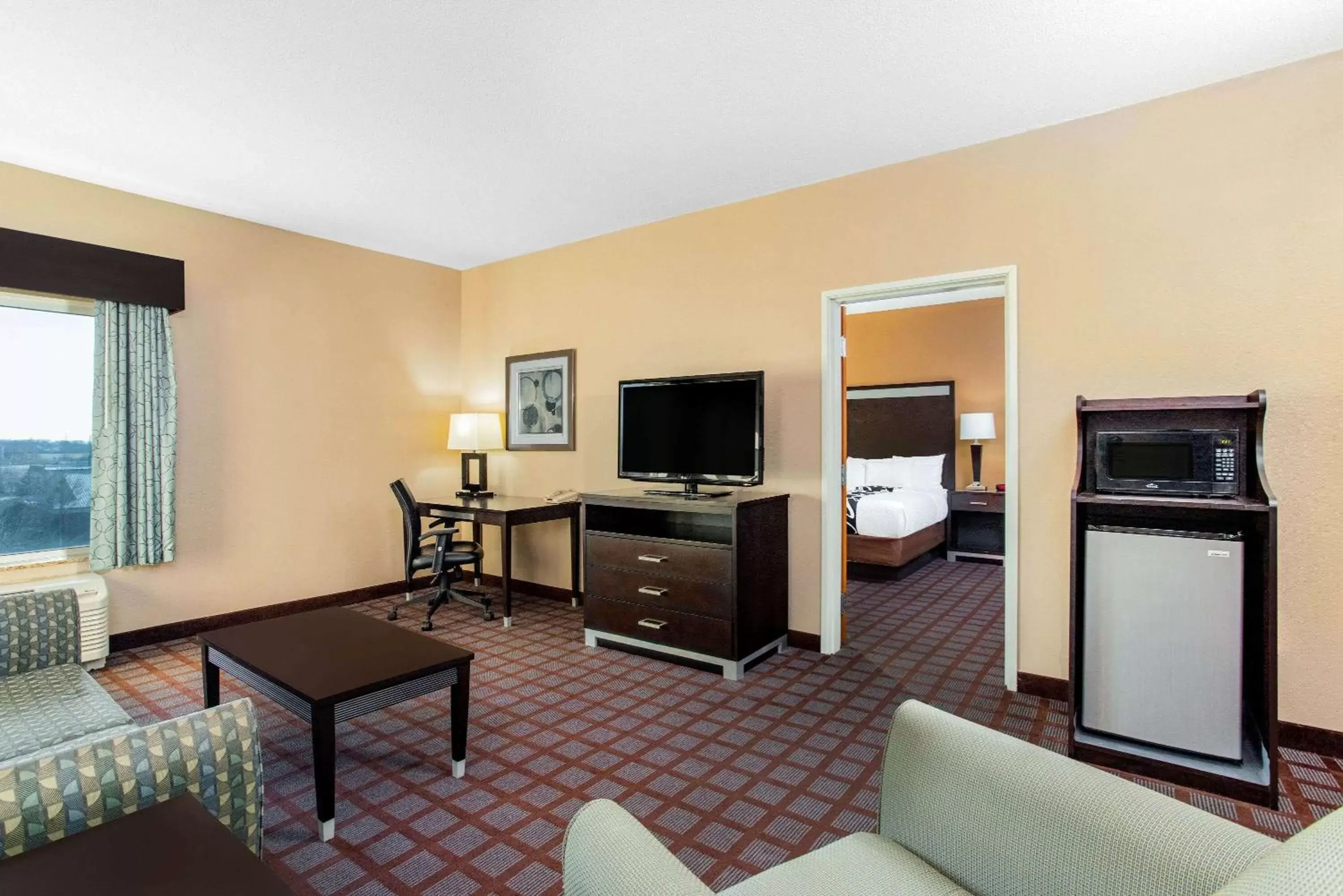 One-Bedroom King Suite - Non-Smoking in La Quinta by Wyndham Indianapolis Airport West One-Bedroom King Suite - Non-Smoking in La Quinta by Wyndham Indianapolis Airport West