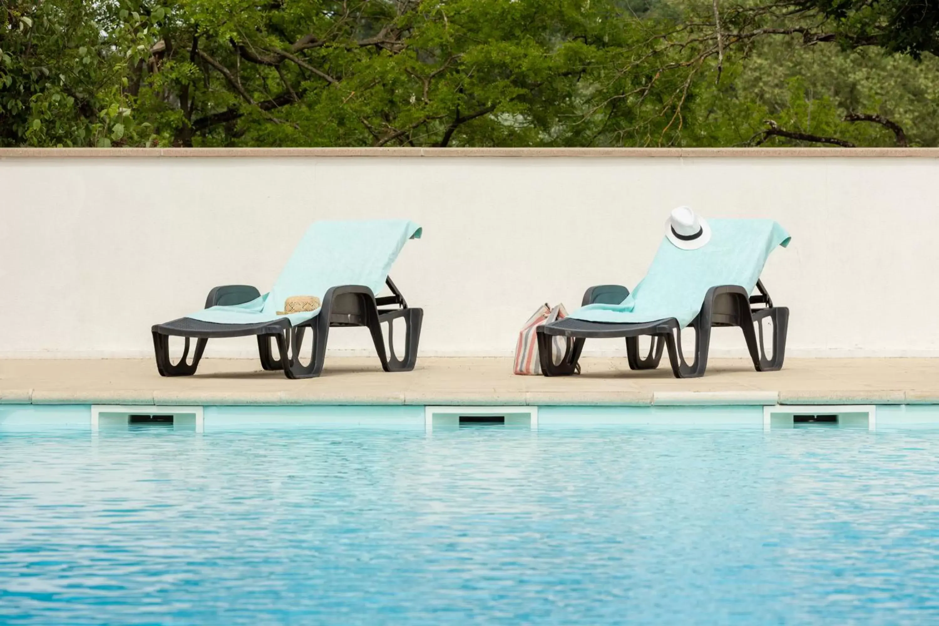 Two-Bedroom Apartment (6 Adults) in Garden & City Lyon - Lissieu Two-Bedroom Apartment (6 Adults) in Garden & City Lyon - Lissieu