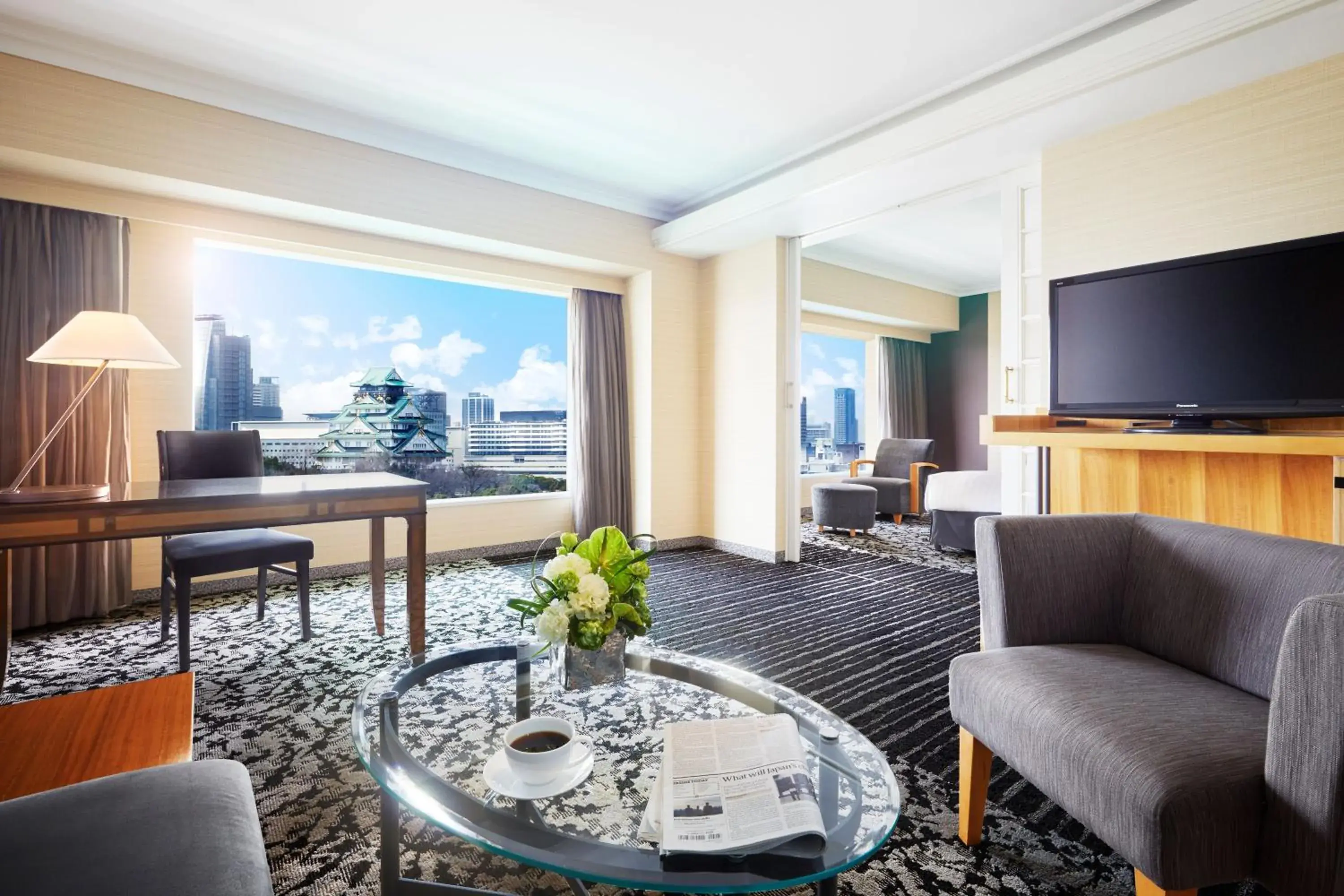 Superior Junior Suite Non Smoking Castle View in Hotel New Otani Osaka Superior Junior Suite Non Smoking Castle View in Hotel New Otani Osaka