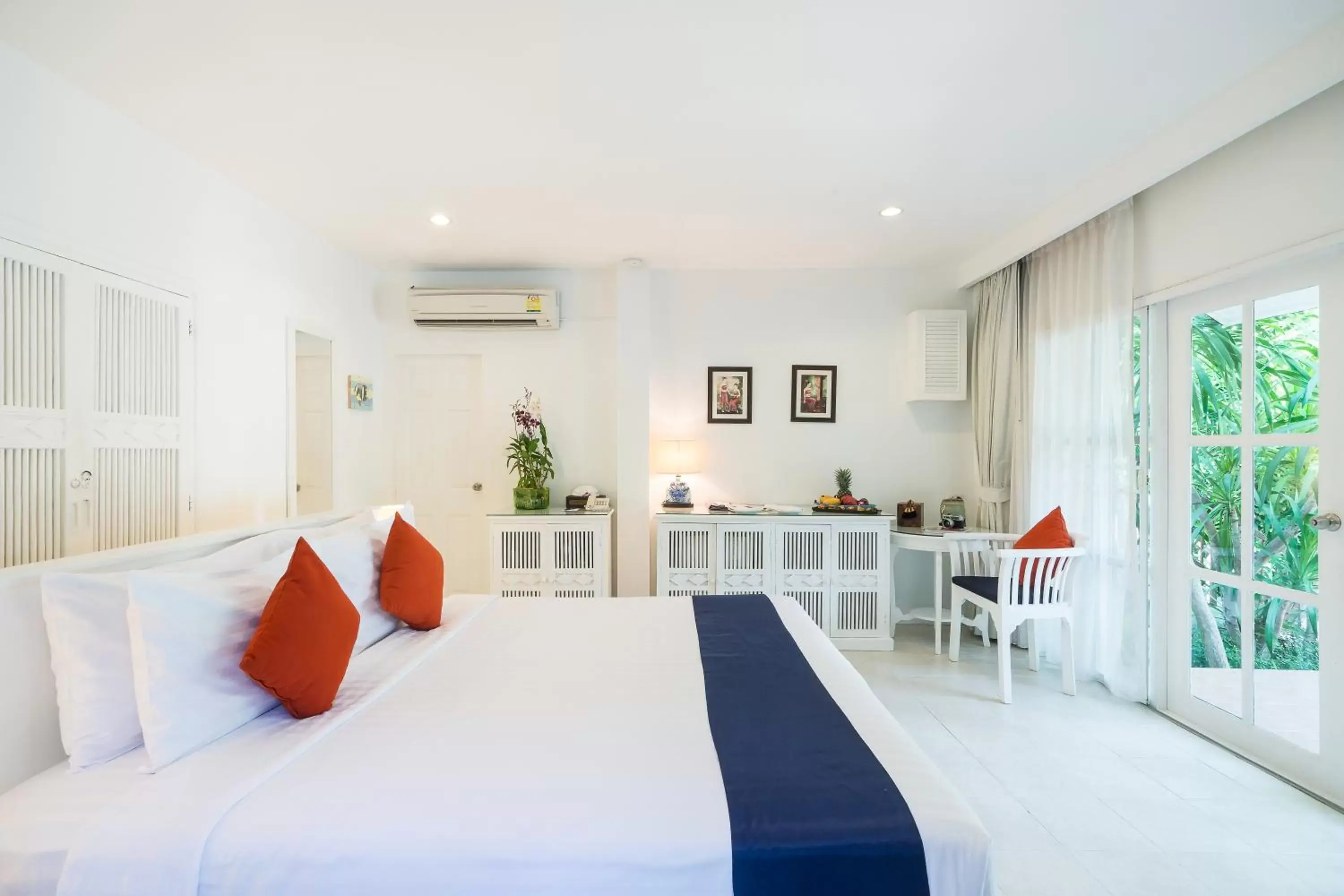 Garden View Grand King Bed in Laksasubha Hua Hin Garden View Grand King Bed in Laksasubha Hua Hin