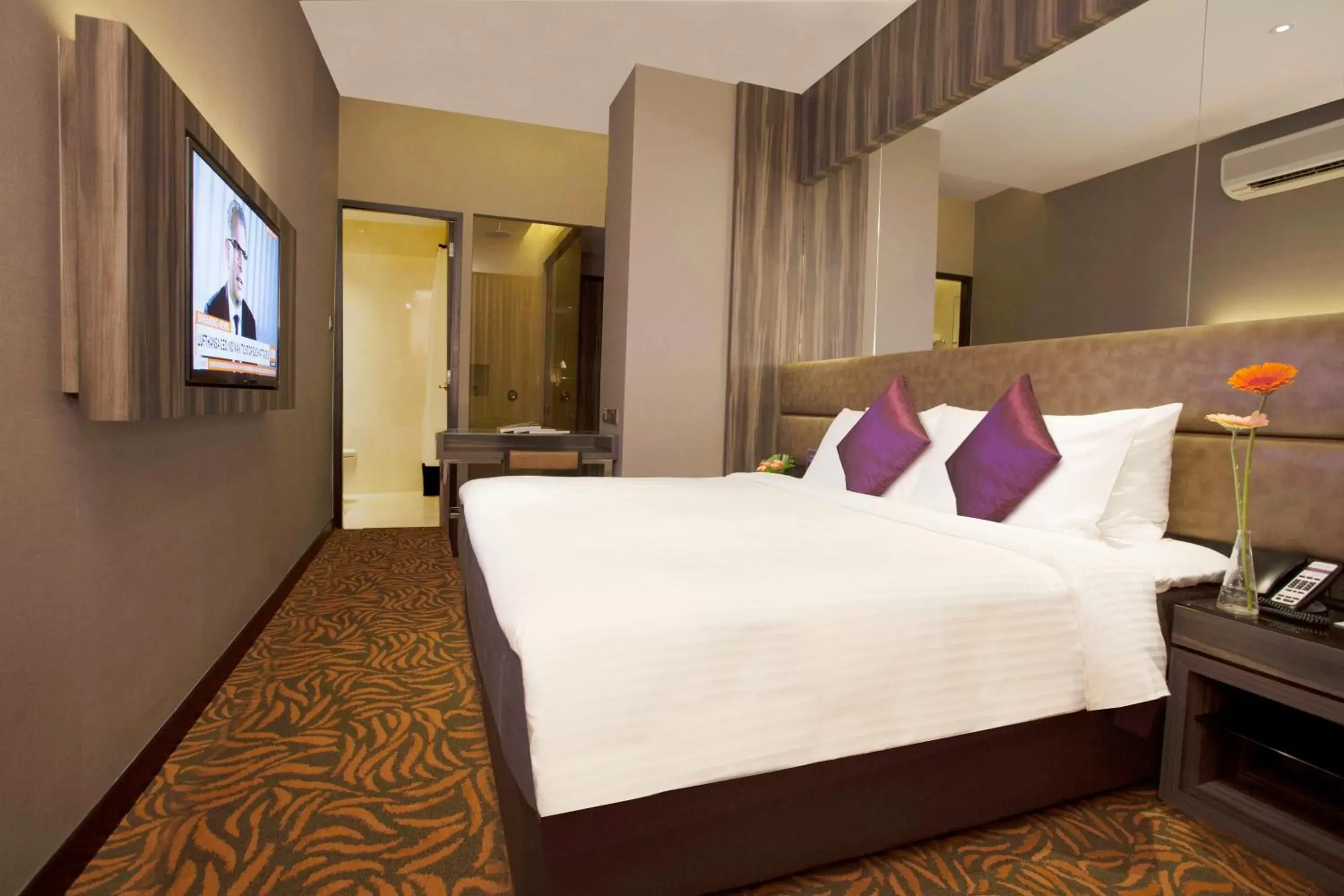 Premier Room in Aqueen Hotel Paya Lebar Premier Room in Aqueen Hotel Paya Lebar