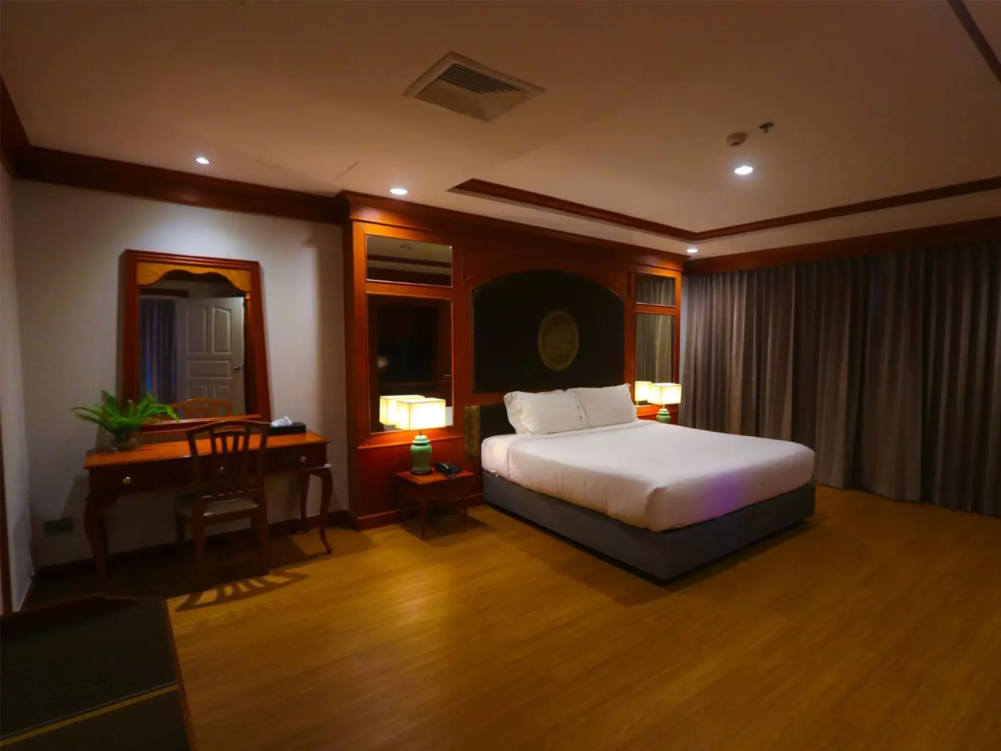 Jr. Suites River View Room in Fortune River View Hotel Nakhon Phanom Jr. Suites River View Room in Fortune River View Hotel Nakhon Phanom