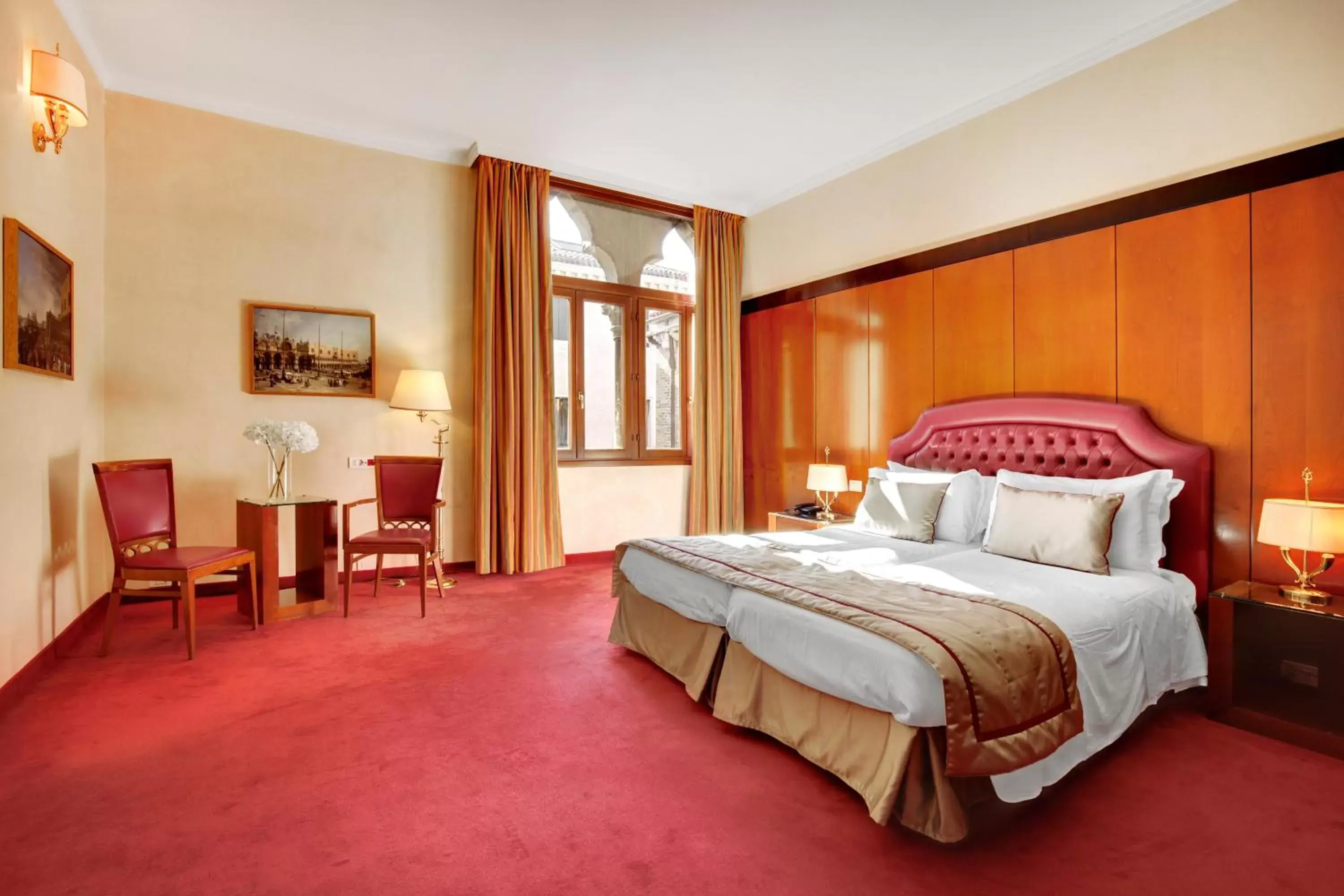 Deluxe Double Room in Hotel Donà Palace Deluxe Double Room in Hotel Donà Palace