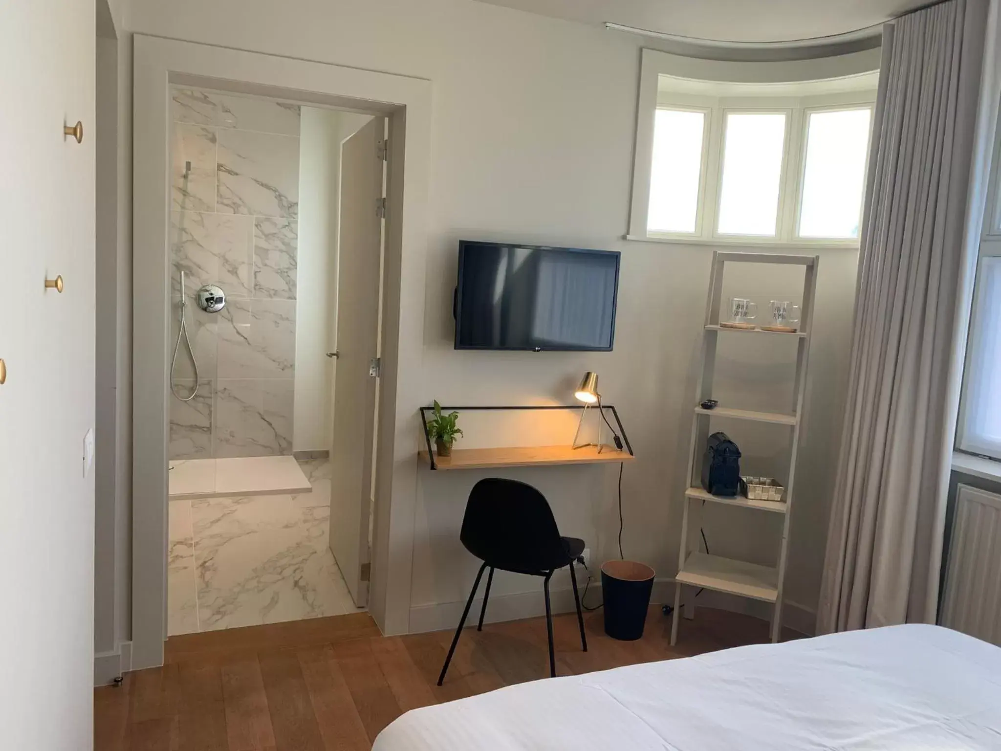 Double Room with Private Bathroom in TUSS - Heule Double Room with Private Bathroom in TUSS - Heule