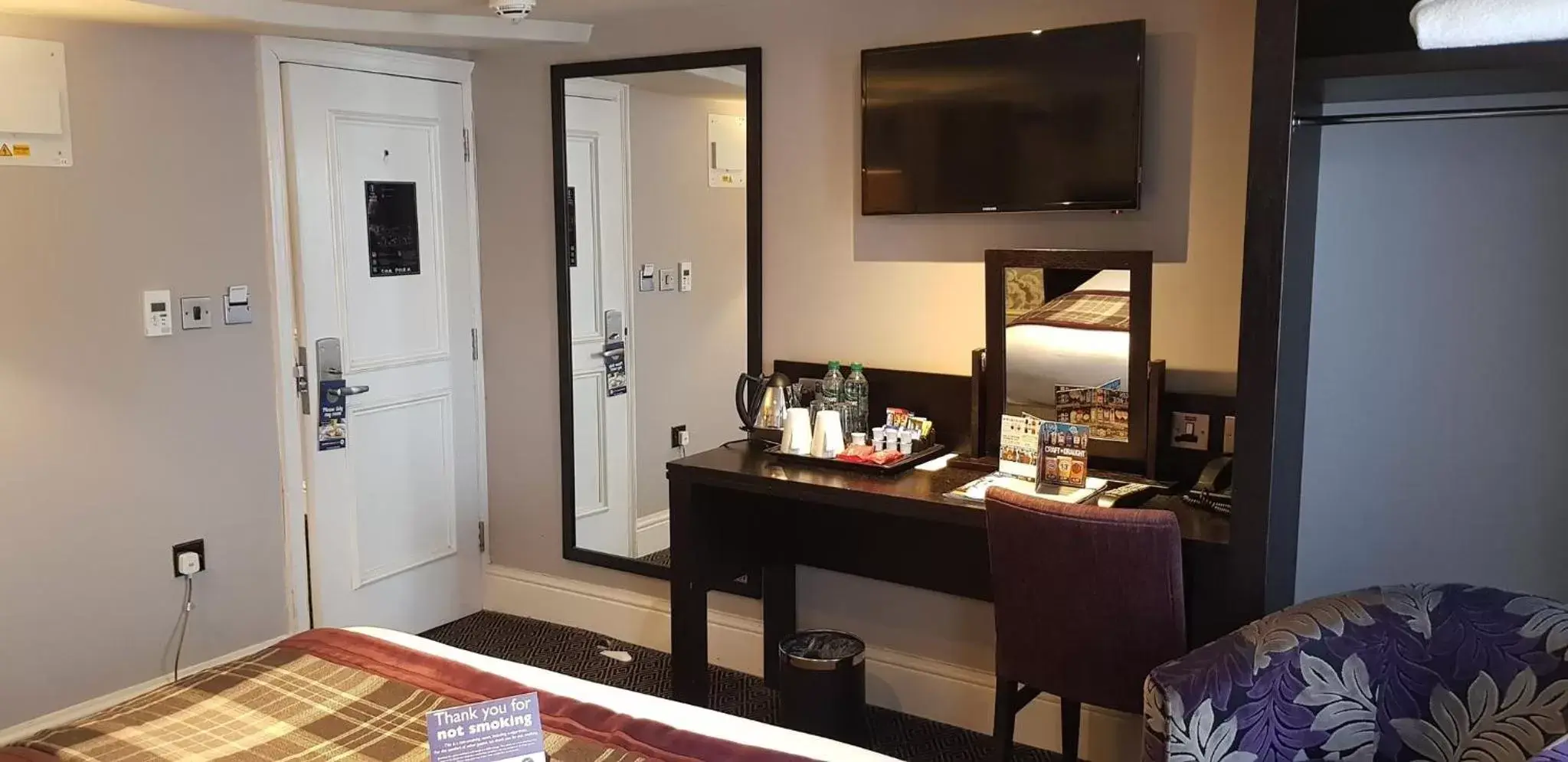 Double Room in The Bath Arms Wetherspoon Double Room in The Bath Arms Wetherspoon