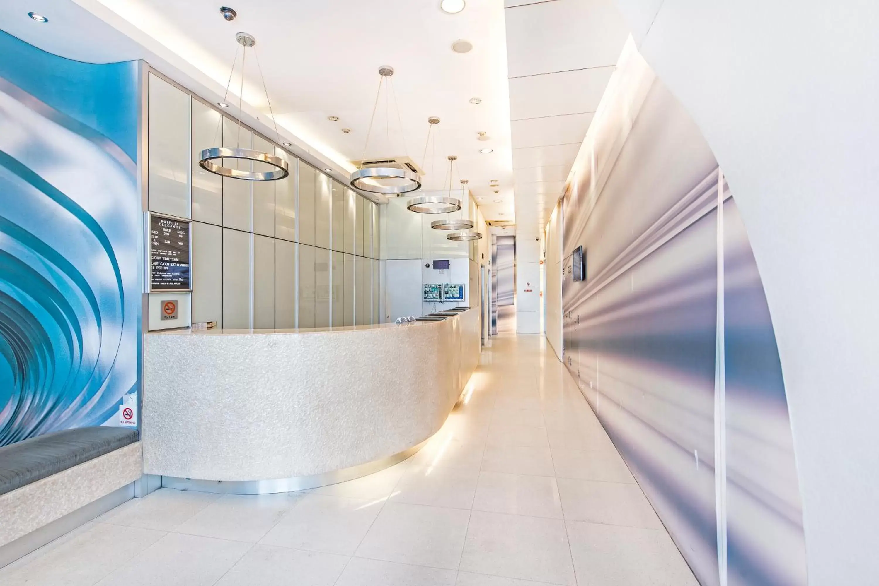 Superior Double Room in Hotel 81 Elegance Superior Double Room in Hotel 81 Elegance