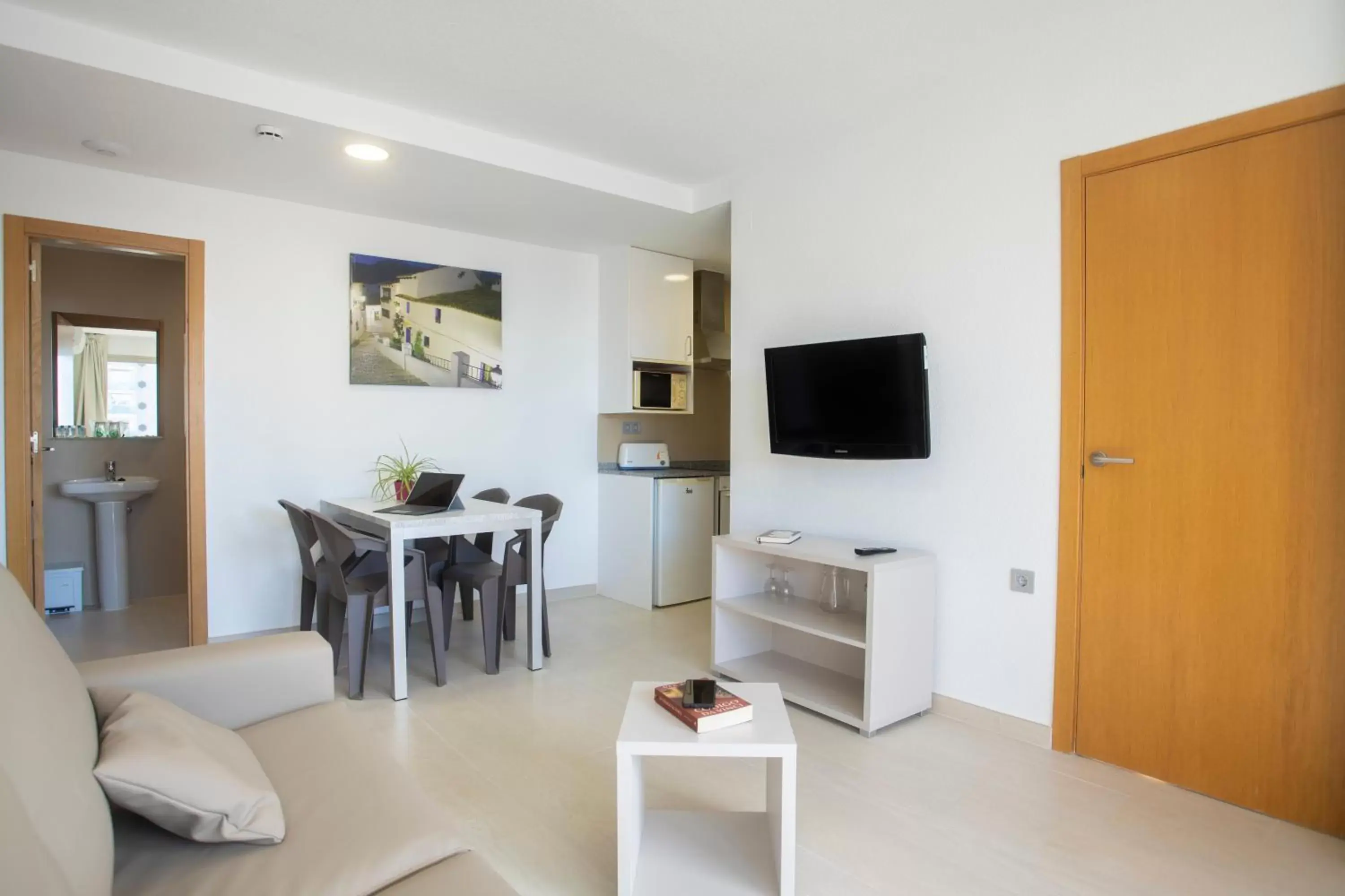 Two-Bedroom Apartment in Aparthotel BCL Levante Club Two-Bedroom Apartment in Aparthotel BCL Levante Club