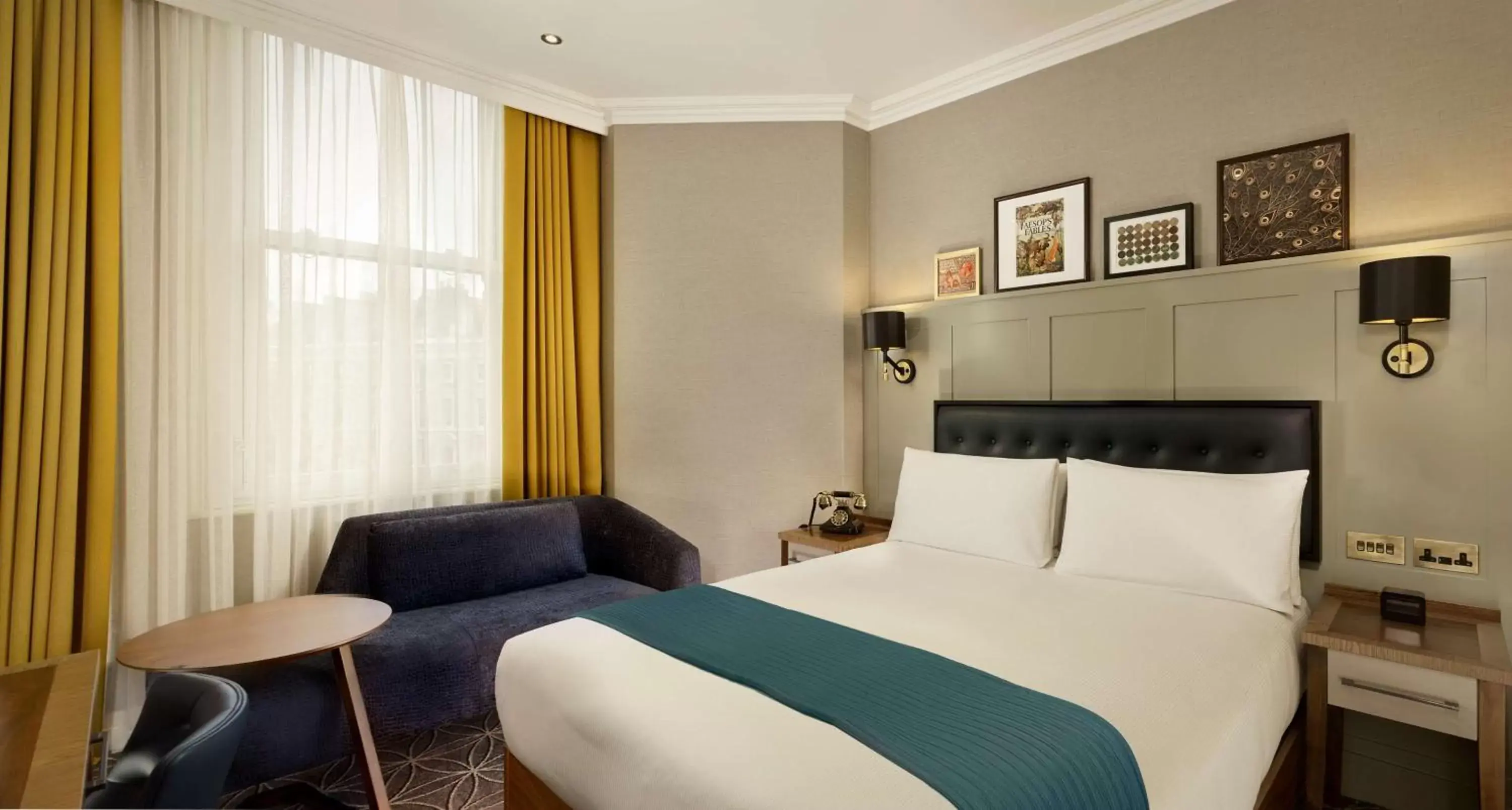 Deluxe King Room in 100 Queen's Gate Hotel London Kensington, Curio Collection by Hilton Deluxe King Room in 100 Queen's Gate Hotel London Kensington, Curio Collection by Hilton