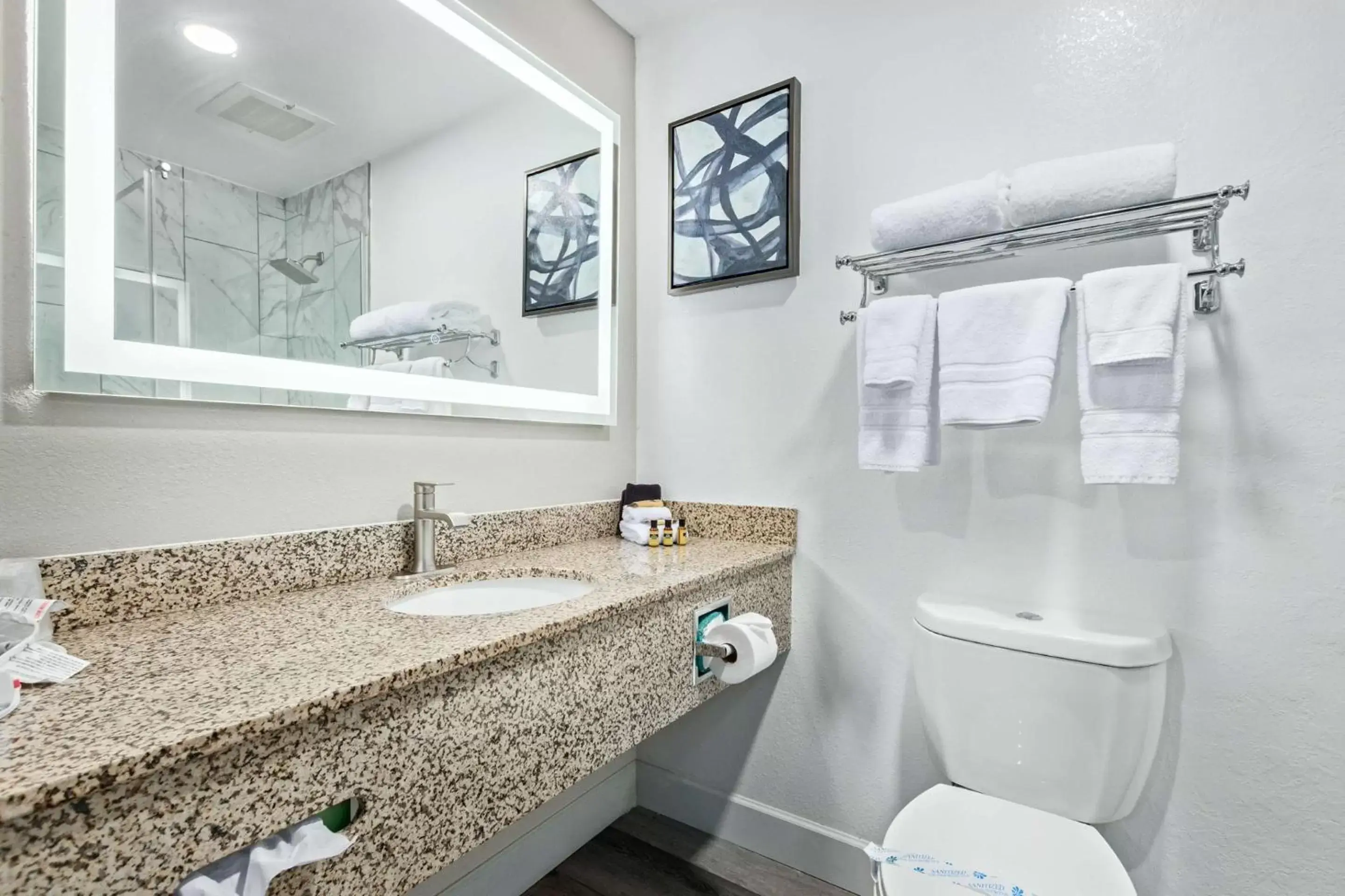 King Room in Fountain Park Hotel BW Signature Collection King Room in Fountain Park Hotel BW Signature Collection