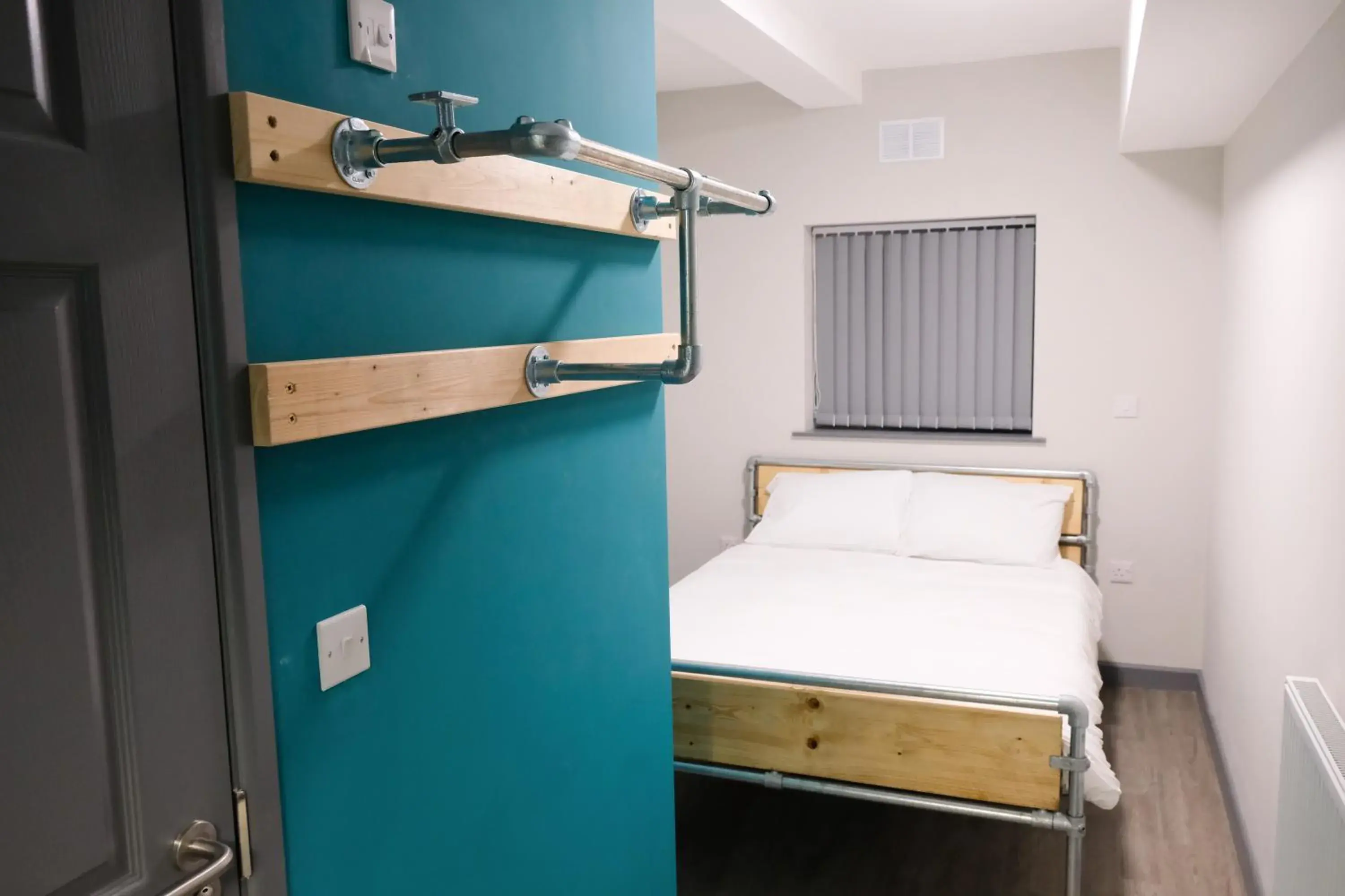 Double Room - single occupancy in Cwtsh Hostel Double Room - single occupancy in Cwtsh Hostel