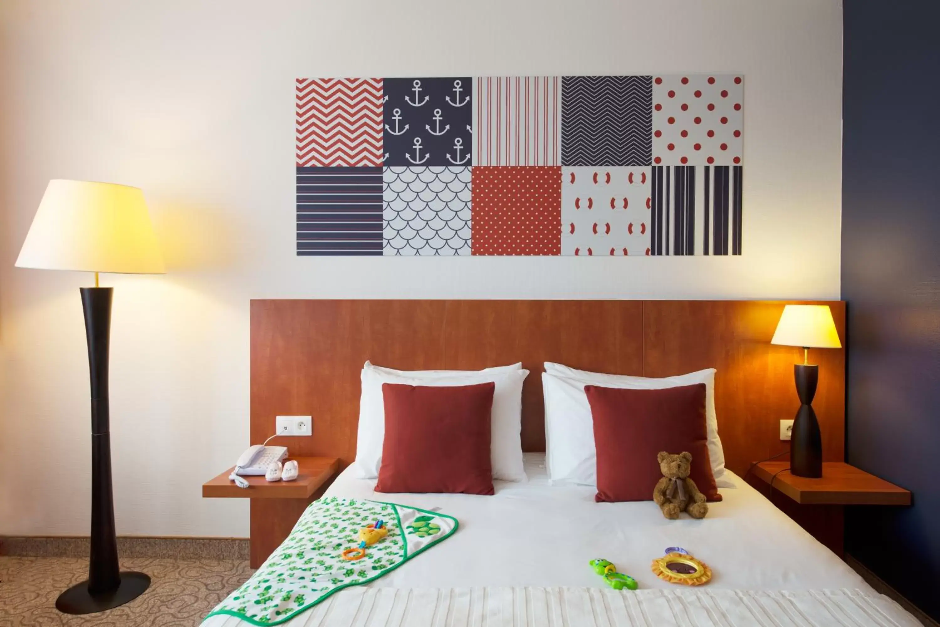 Family Suite with One Double Bed in Mercure Gdynia Centrum Family Suite with One Double Bed in Mercure Gdynia Centrum