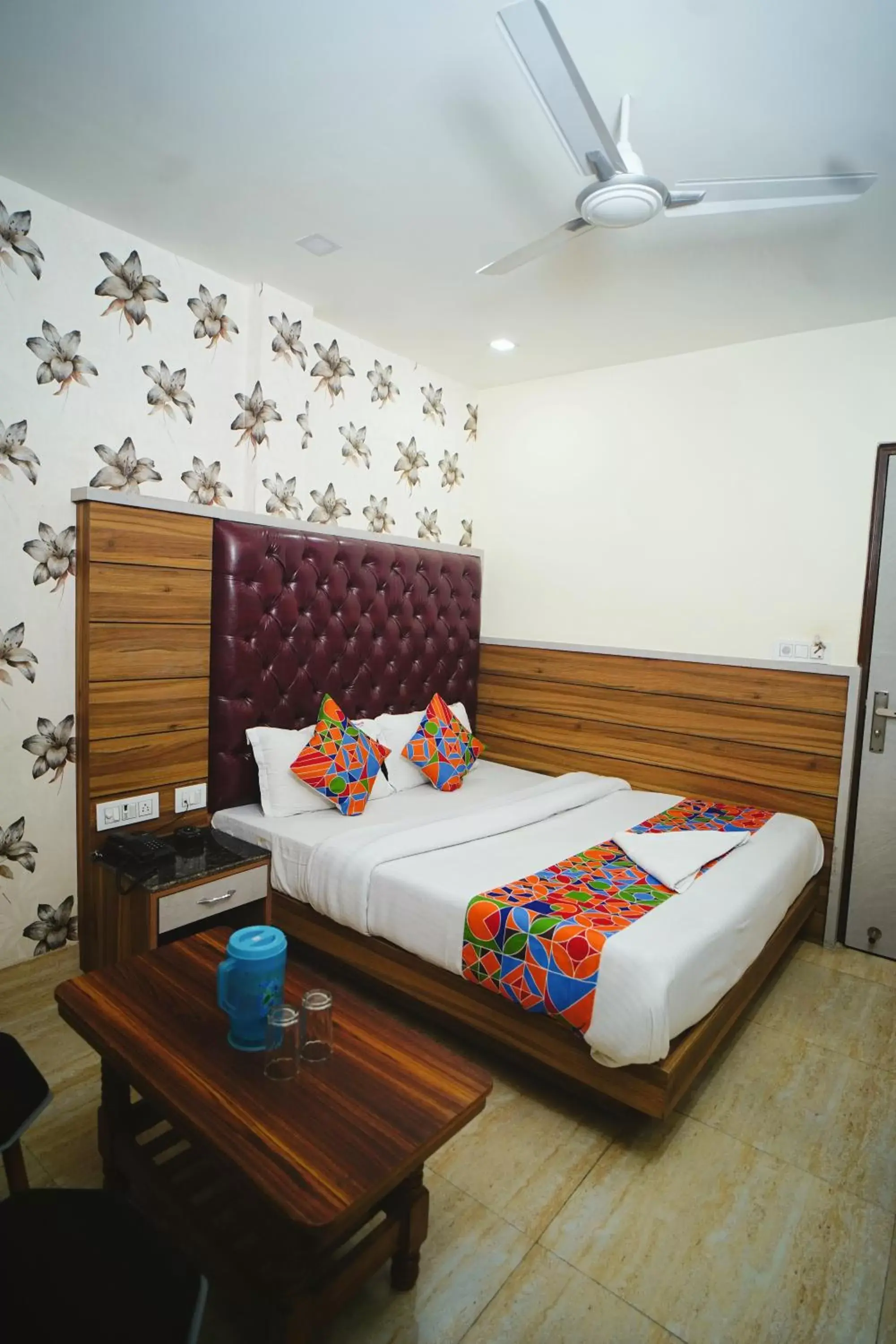 Economy Double Room in Hotel Delhi Darshan Deluxe-By RSL Hospitality Economy Double Room in Hotel Delhi Darshan Deluxe-By RSL Hospitality