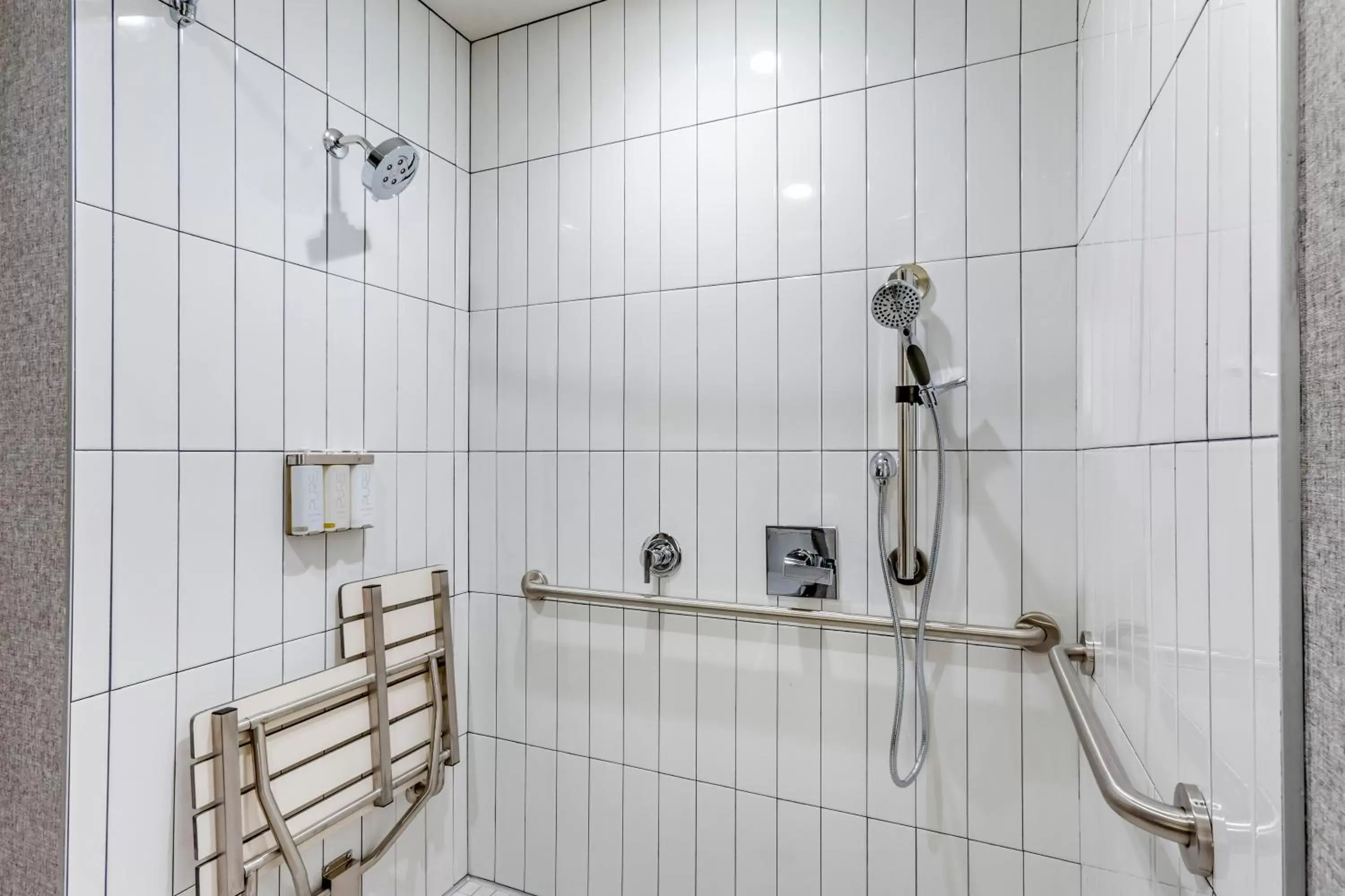 King Suite - Accessible/Non-Smoking in Cambria Hotel Sonoma Wine Country King Suite - Accessible/Non-Smoking in Cambria Hotel Sonoma Wine Country