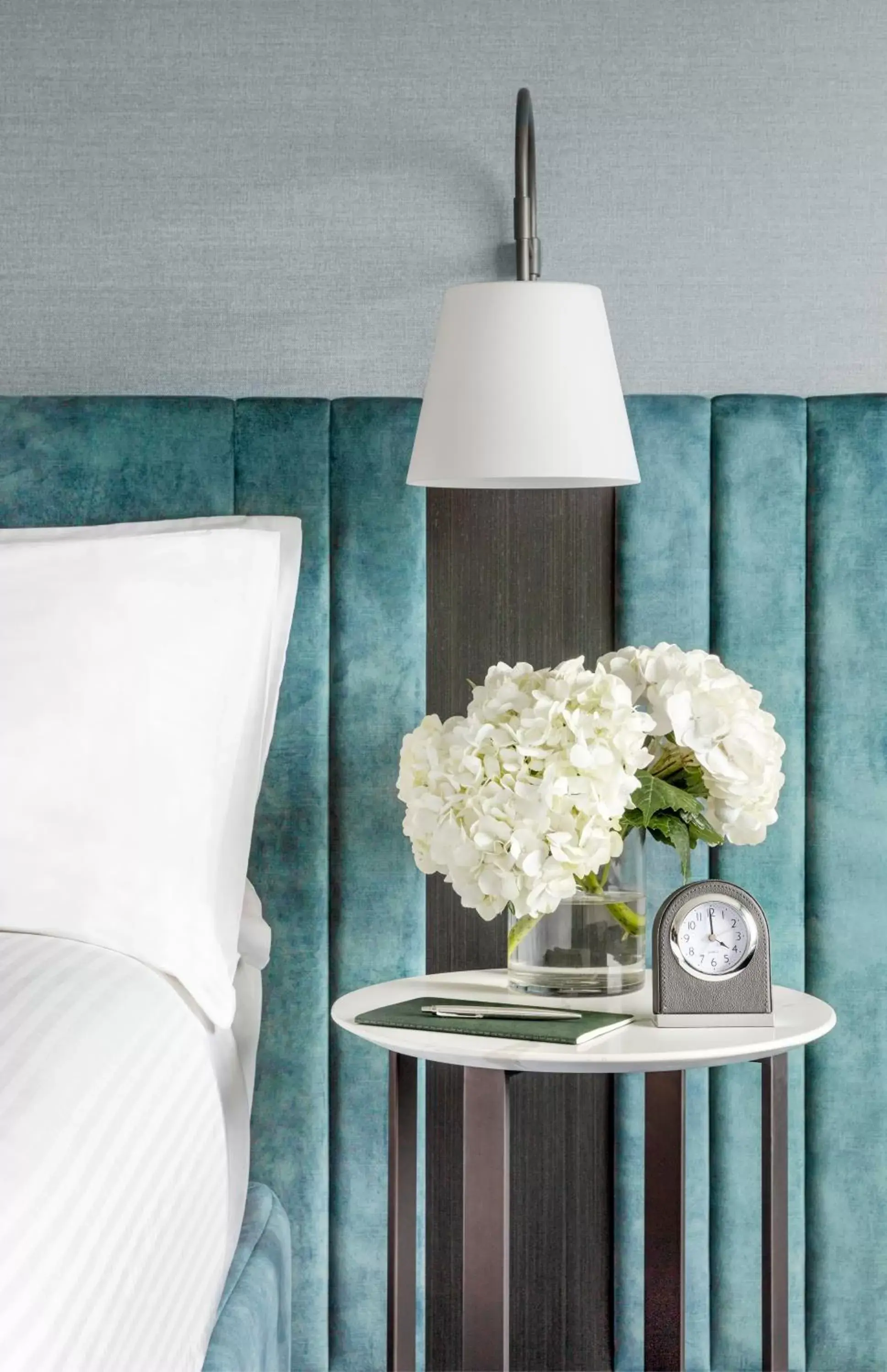 1 King East Harbor View in InterContinental Sydney, an IHG Hotel 1 King East Harbor View in InterContinental Sydney, an IHG Hotel