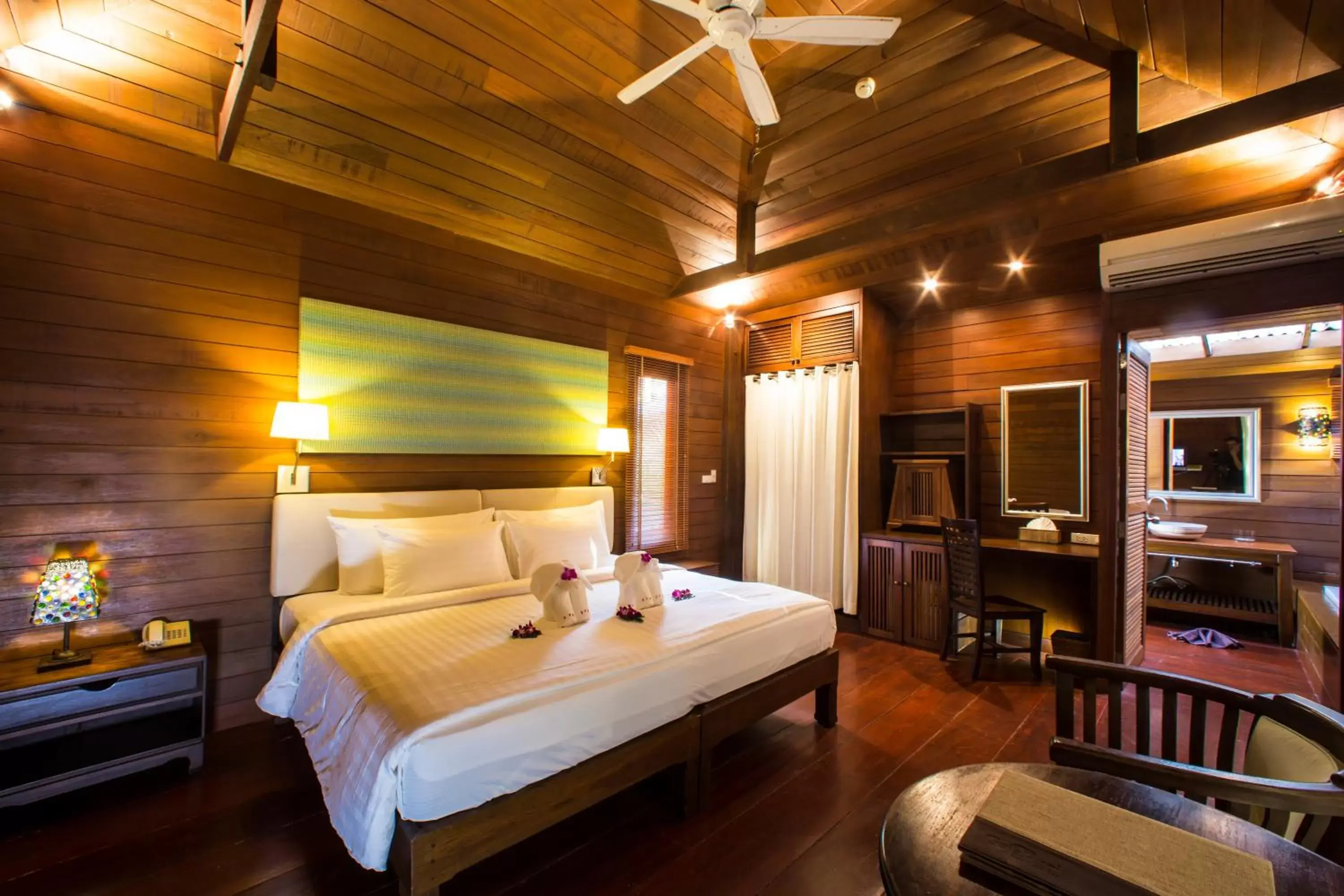 Deluxe Room in GajaPuri Resort Koh Chang Deluxe Room in GajaPuri Resort Koh Chang