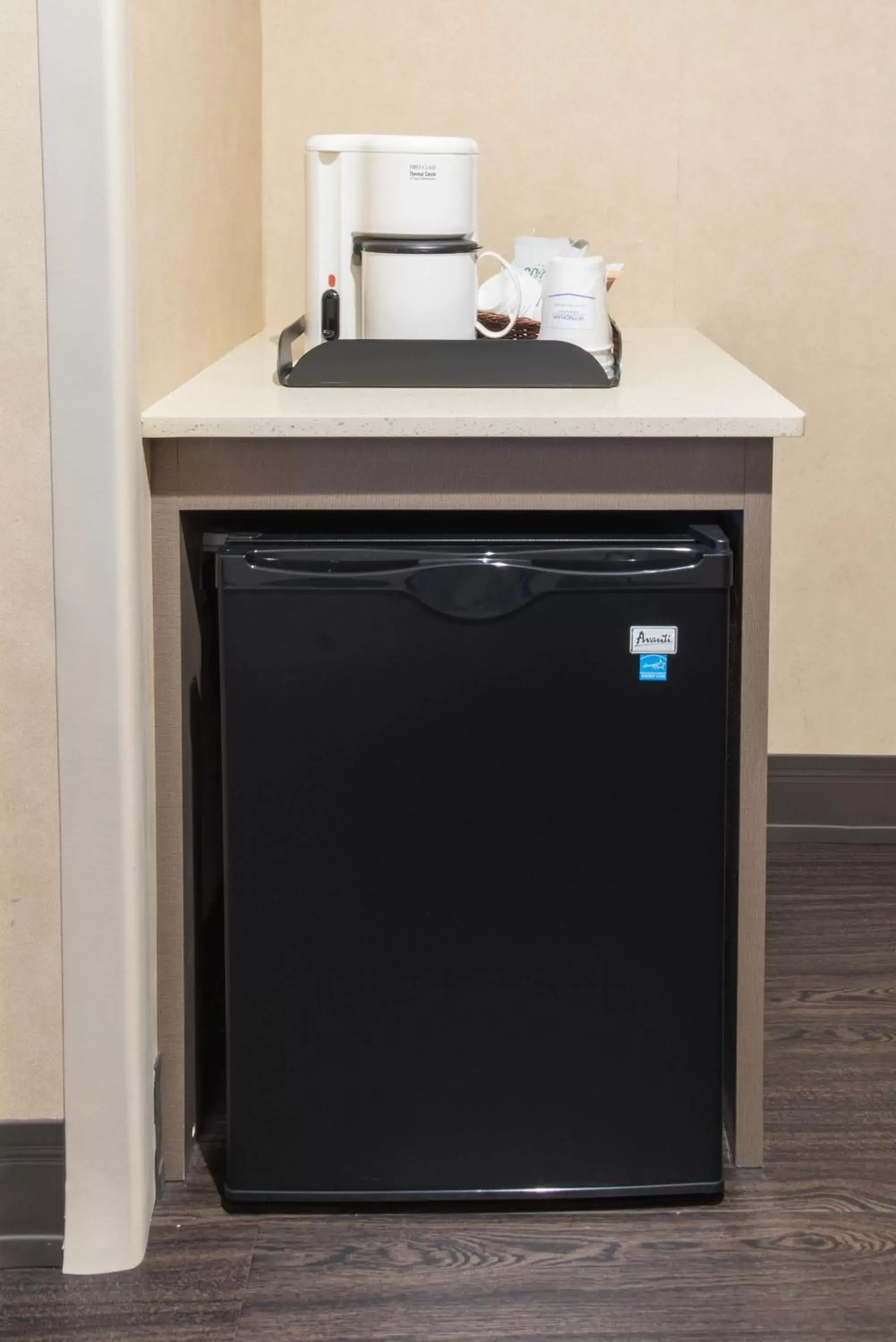 King Room - Disability Access/Non-Smoking in Days Hotel by Wyndham Toms River Jersey Shore King Room - Disability Access/Non-Smoking in Days Hotel by Wyndham Toms River Jersey Shore