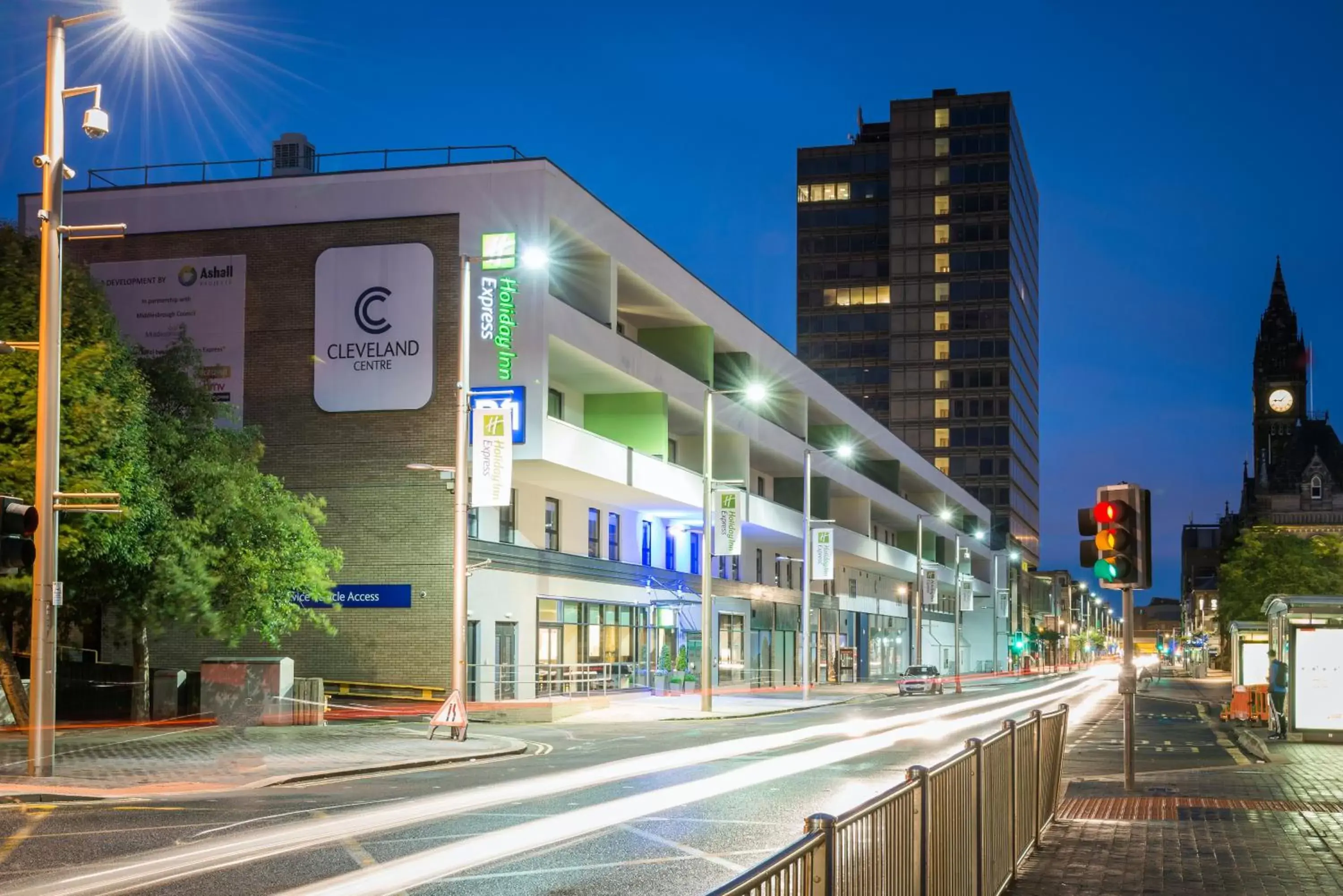 Standard Double Room with Free Hot Breakfast - Accessible in Holiday Inn Express Middlesbrough - Centre Square by IHG Standard Double Room with Free Hot Breakfast - Accessible in Holiday Inn Express Middlesbrough - Centre Square by IHG