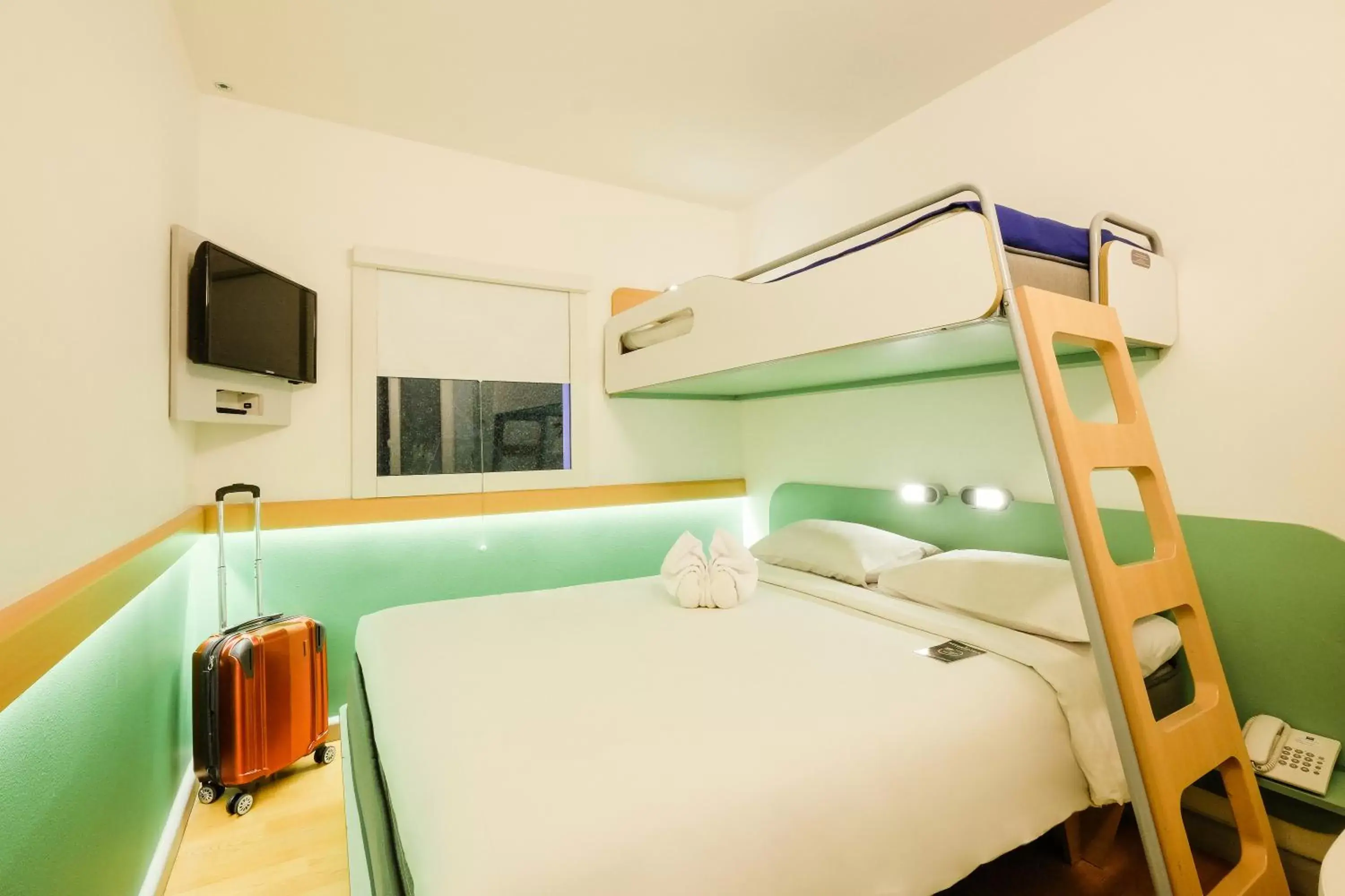 Standard Double Room with Bunk Bed in Cordia Hotel Makassar Airport Standard Double Room with Bunk Bed in Cordia Hotel Makassar Airport