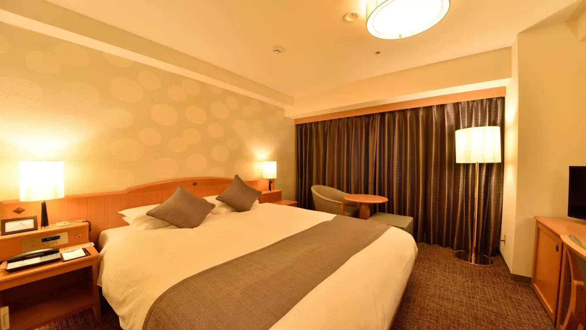 Standard Queen Room - single occupancy - Non-Smoking in Okayama Koraku Hotel Standard Queen Room - single occupancy - Non-Smoking in Okayama Koraku Hotel