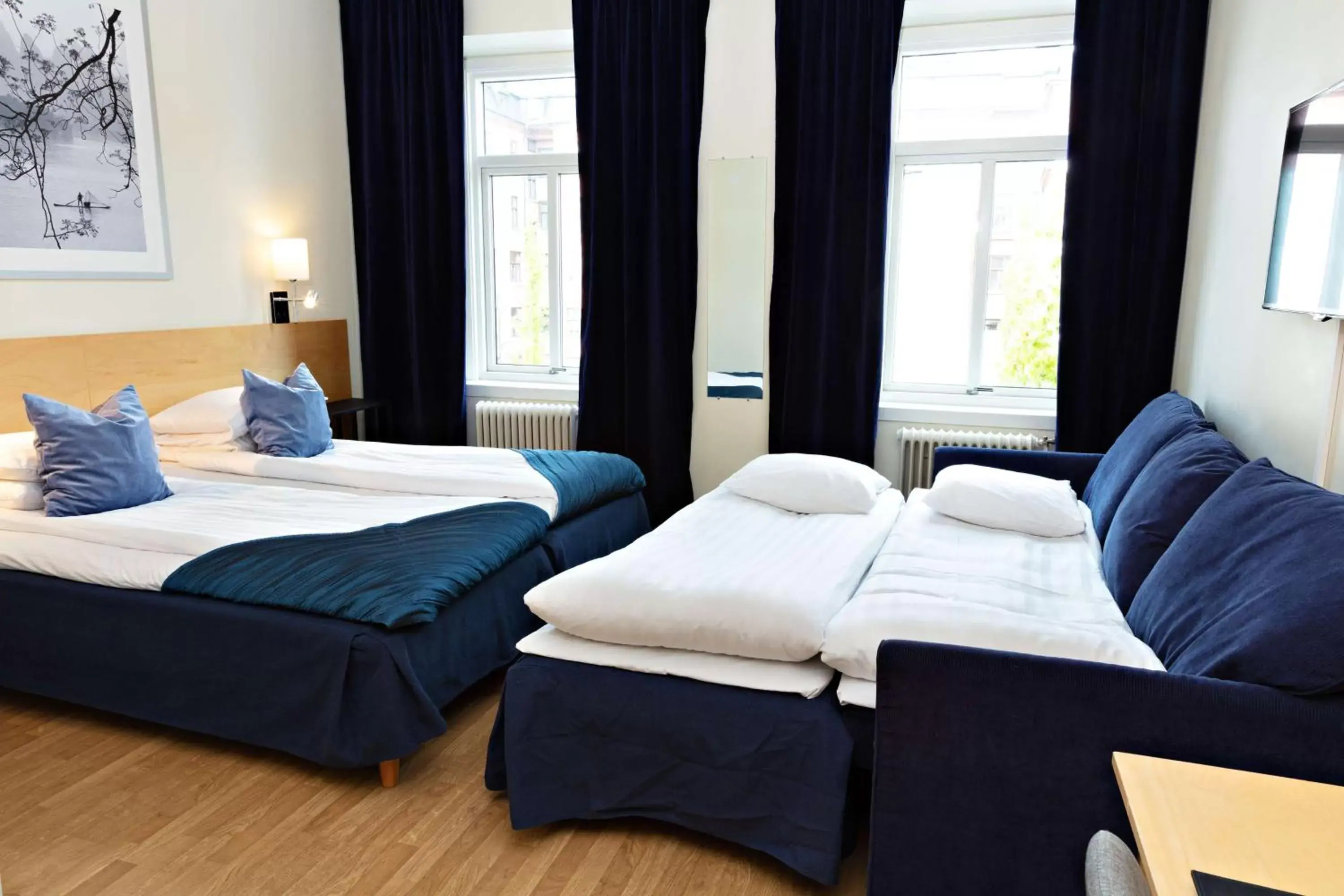 Family Room in Center Hotel- Sure Hotel by Best Western Center Family Room in Center Hotel- Sure Hotel by Best Western Center