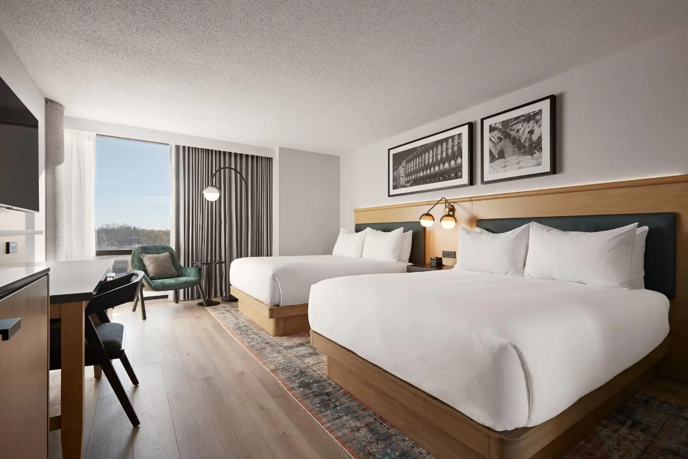 Standard Room with Two Queen Beds in Hôtel MOCO Valleyfield Standard Room with Two Queen Beds in Hôtel MOCO Valleyfield