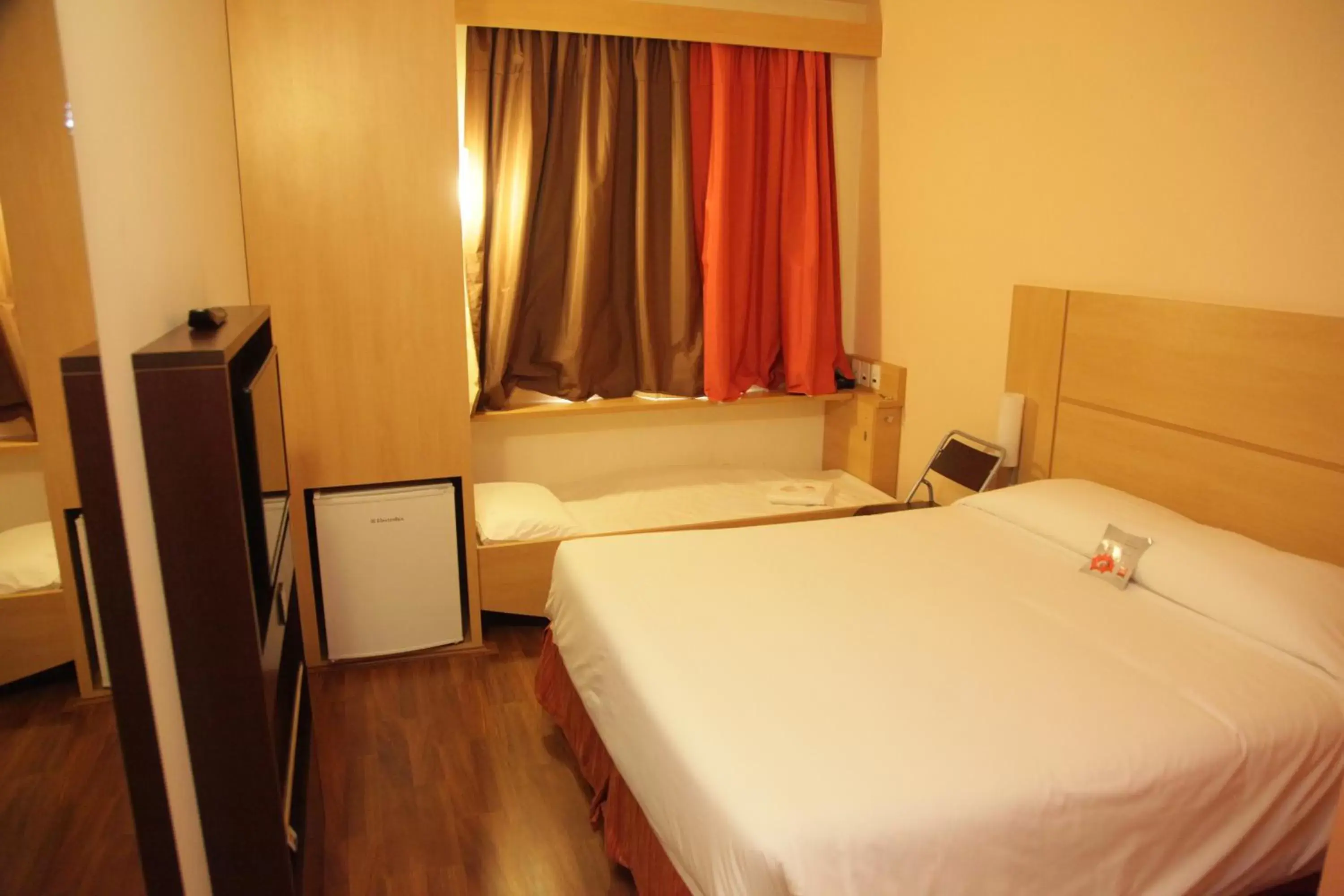 Standard Double Room with Child Bed in Ibis Sertaozinho Standard Double Room with Child Bed in Ibis Sertaozinho