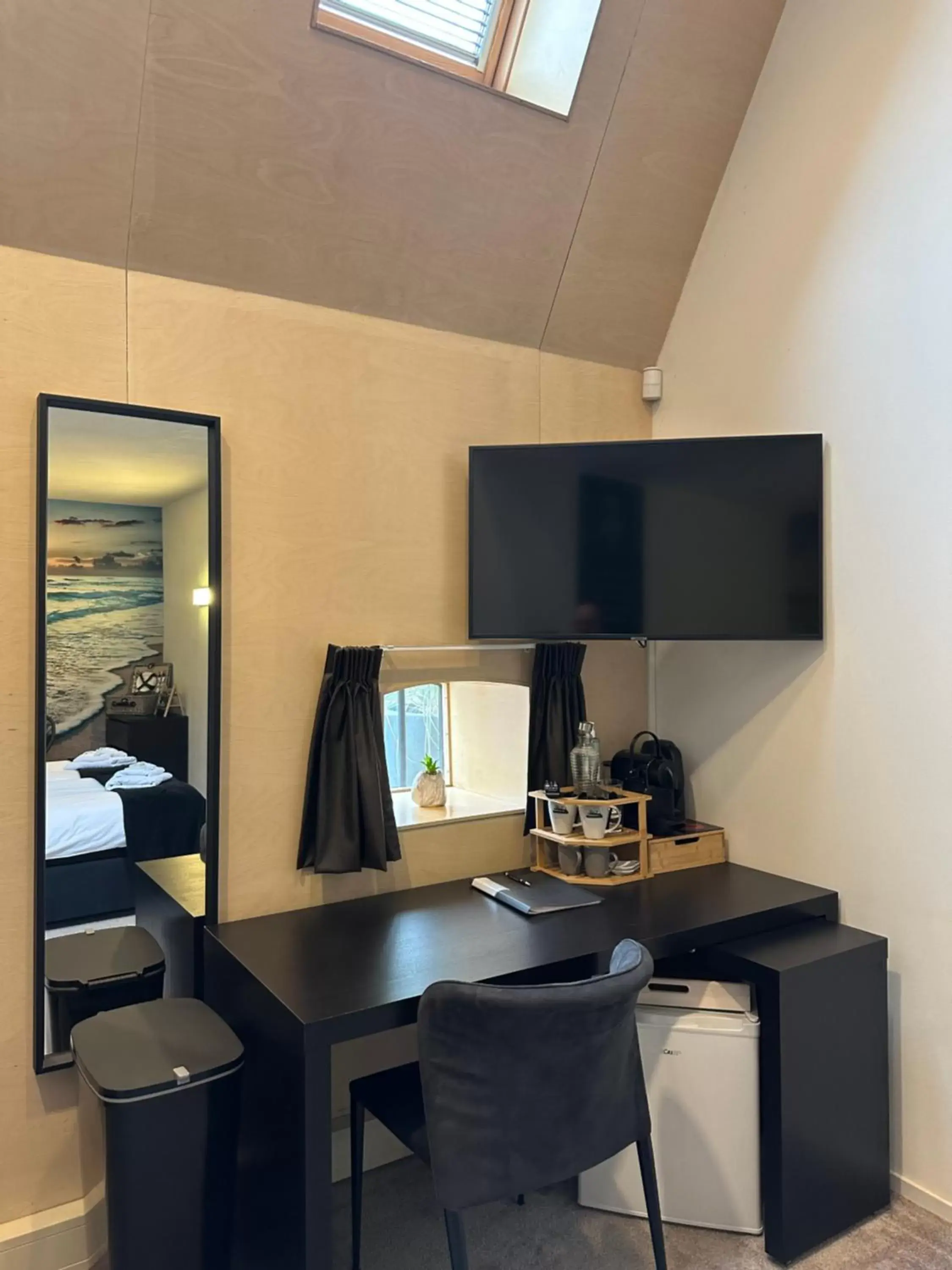 Double Room with Private Bathroom - single occupancy in Harlingen Staete B&B Boutique hotel Double Room with Private Bathroom - single occupancy in Harlingen Staete B&B Boutique hotel