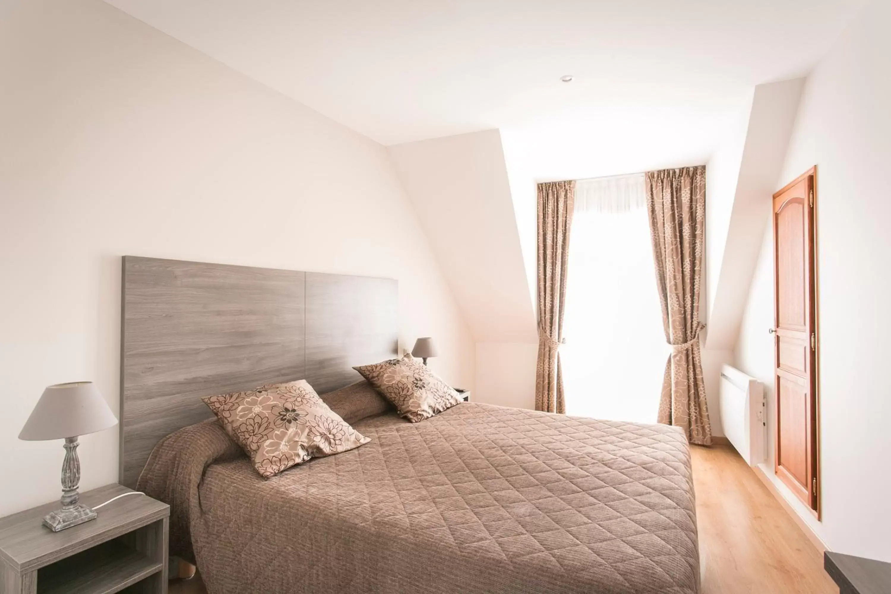 Two-Bedroom Apartment in Hôtel Résidence Normandy Country Club by Popinns Two-Bedroom Apartment in Hôtel Résidence Normandy Country Club by Popinns