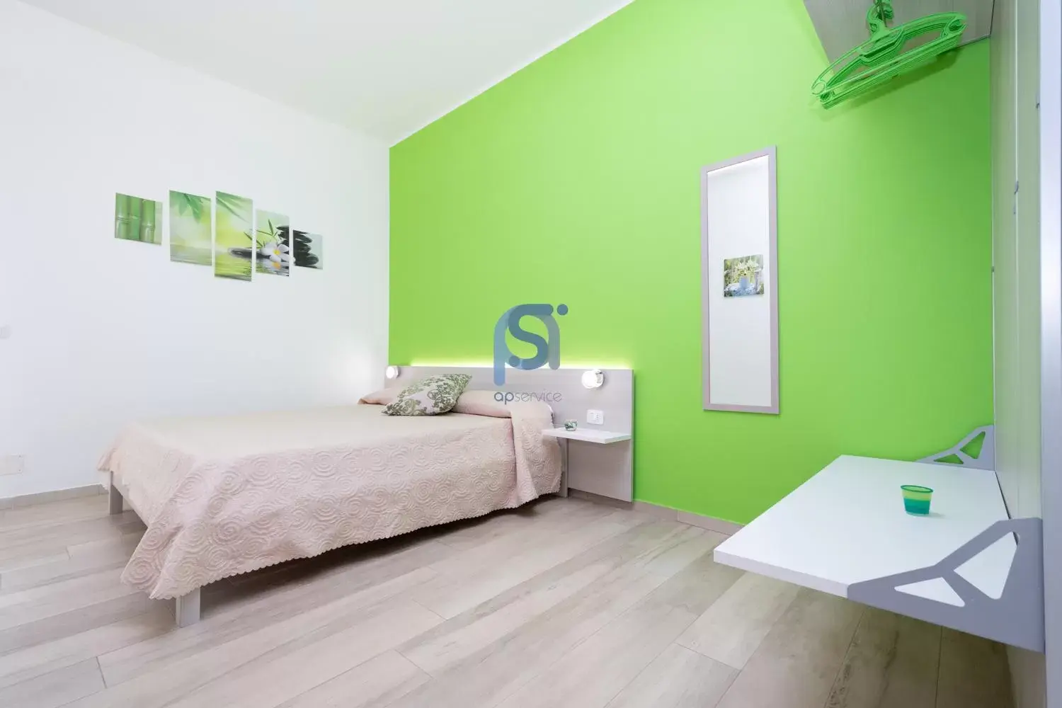 King Room with Balcony in B&B Panorama - Self Check in King Room with Balcony in B&B Panorama - Self Check in