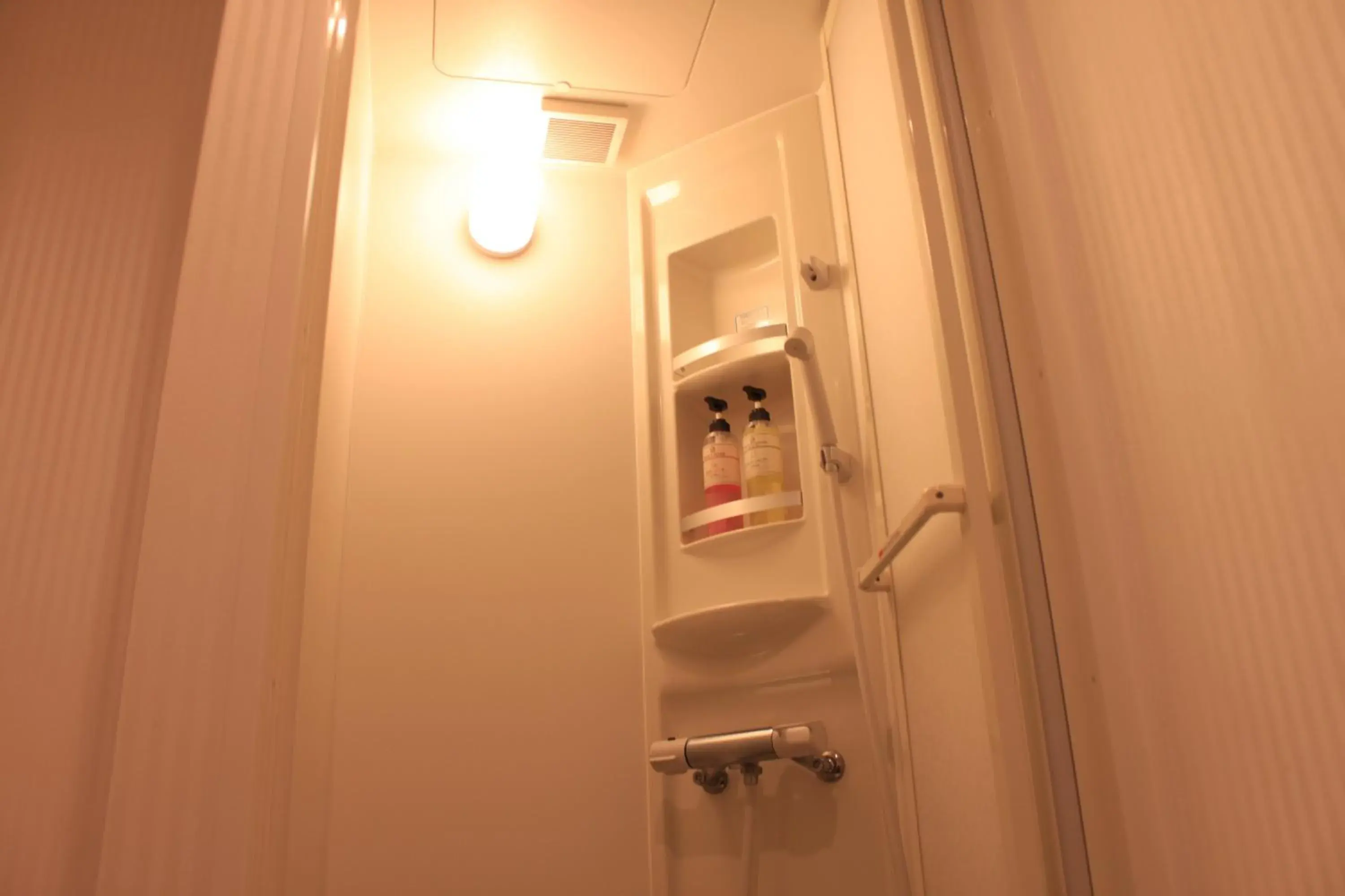 T and K Hostel Kobe Sannomiya East T and K Hostel Kobe Sannomiya East