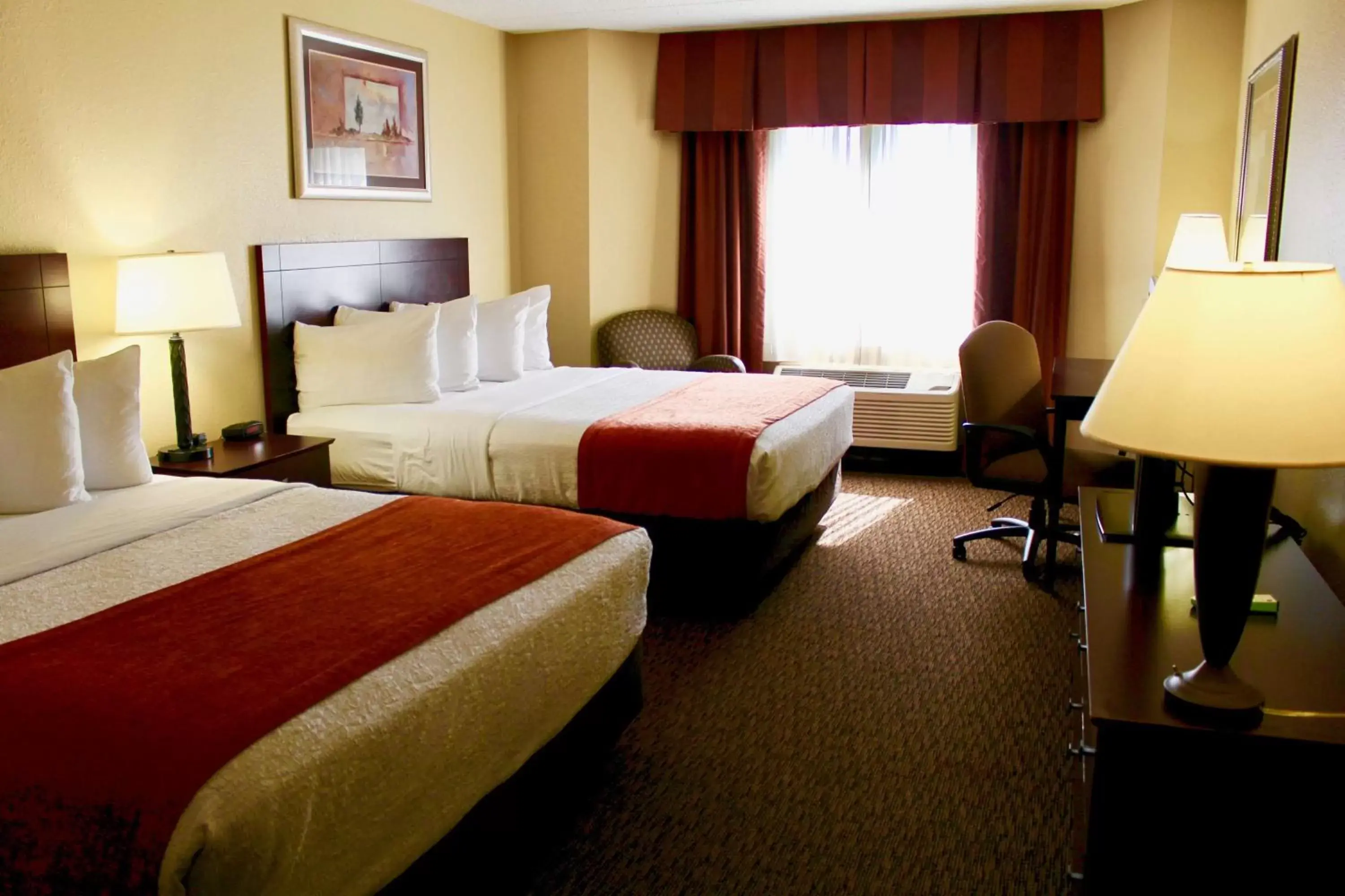 Queen Room with Two Queen Beds and Roll-In Shower - Mobility Accessible in Best Western Plus Dakota Ridge Queen Room with Two Queen Beds and Roll-In Shower - Mobility Accessible in Best Western Plus Dakota Ridge