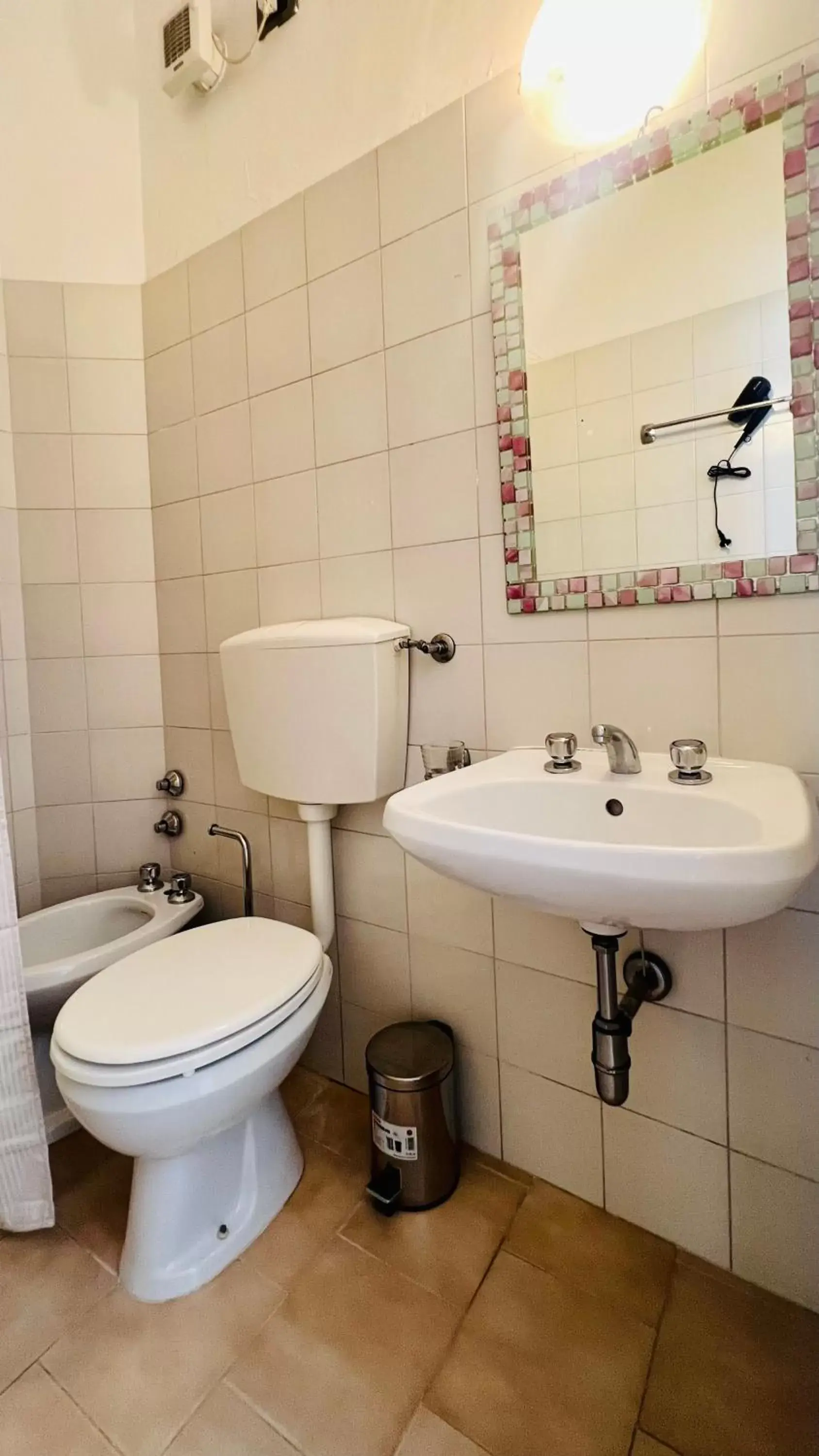 Double Room with Private Bathroom in A casa di Mario e Nenè Double Room with Private Bathroom in A casa di Mario e Nenè