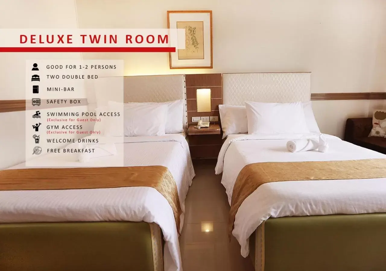 Deluxe Double or Twin Room in Aerostop Hotel and Restaurant Deluxe Double or Twin Room in Aerostop Hotel and Restaurant