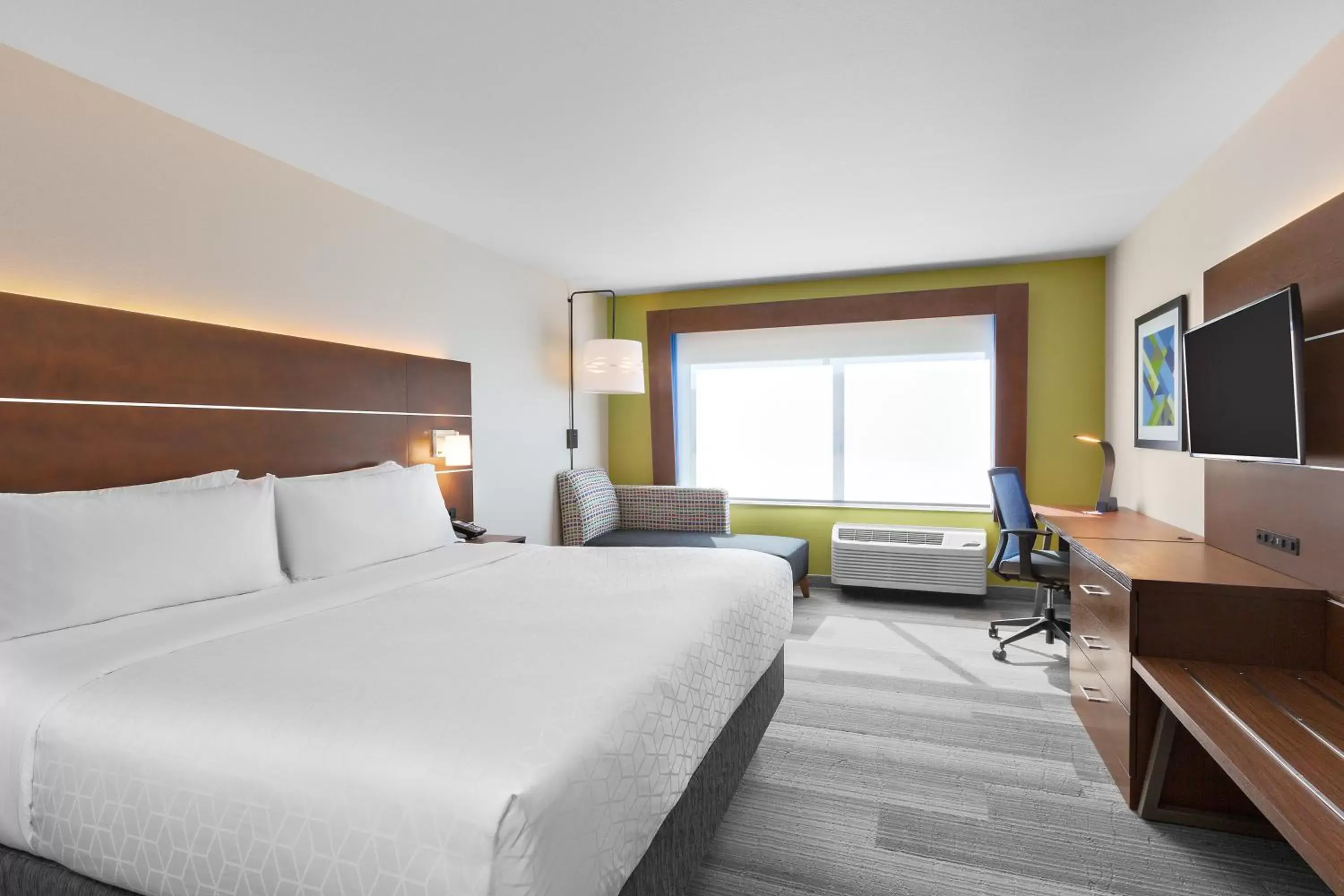 Standard King Room in Holiday Inn Express & Suites - Union Gap - Yakima Area by IHG Standard King Room in Holiday Inn Express & Suites - Union Gap - Yakima Area by IHG