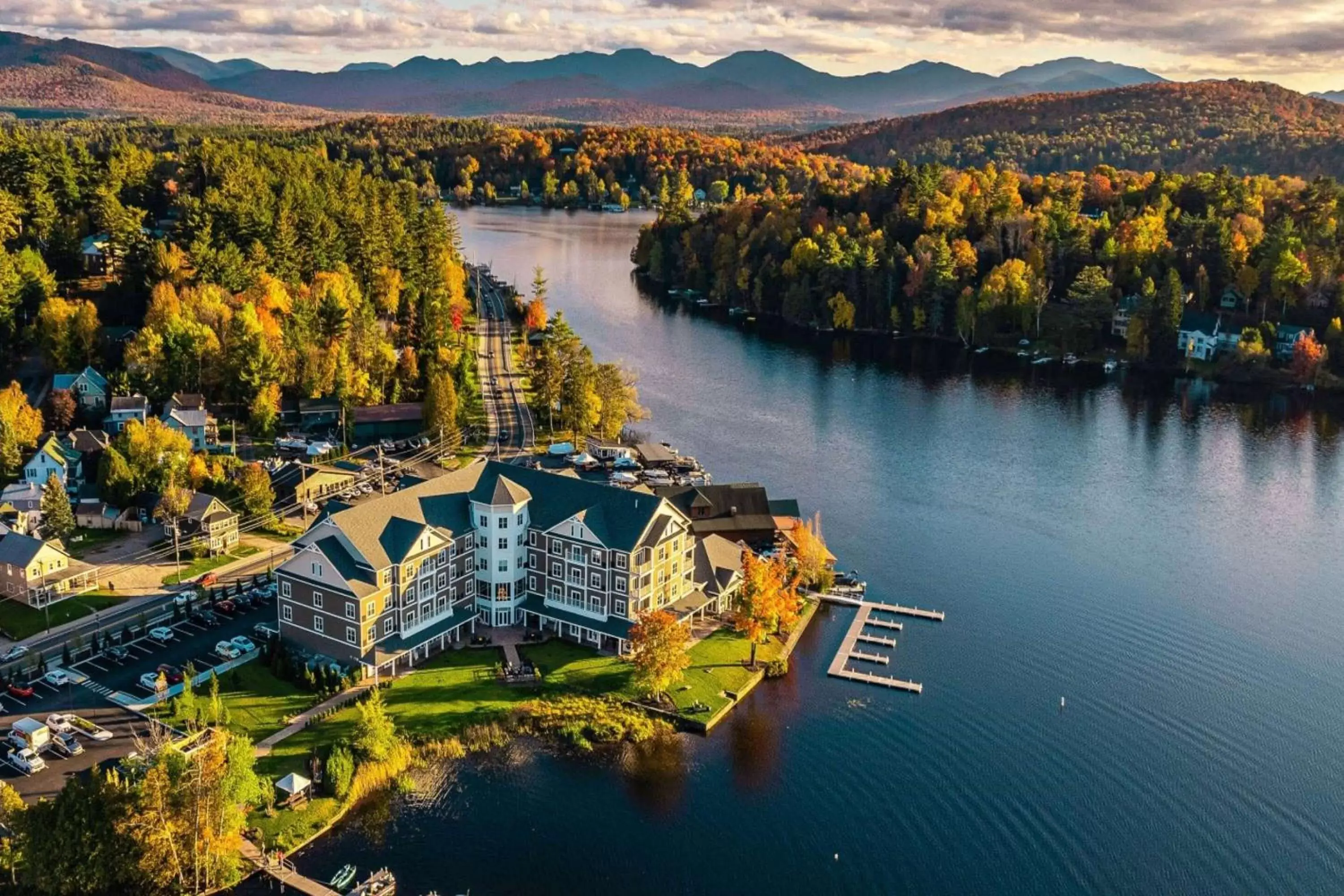 voco Saranac Lake NY - Waterfront by IHG voco Saranac Lake NY - Waterfront by IHG