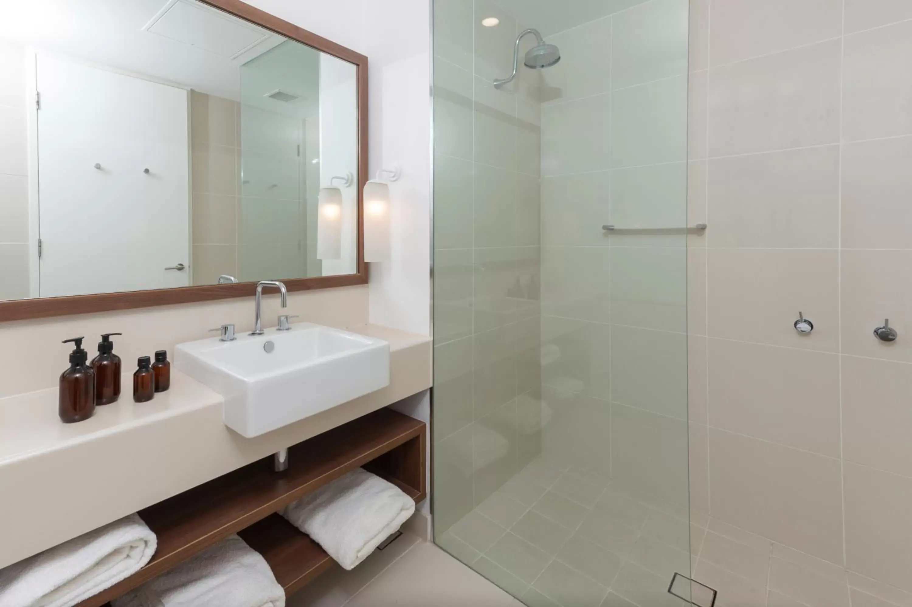 Urban Classic Family in The Sands Torquay Urban Classic Family in The Sands Torquay