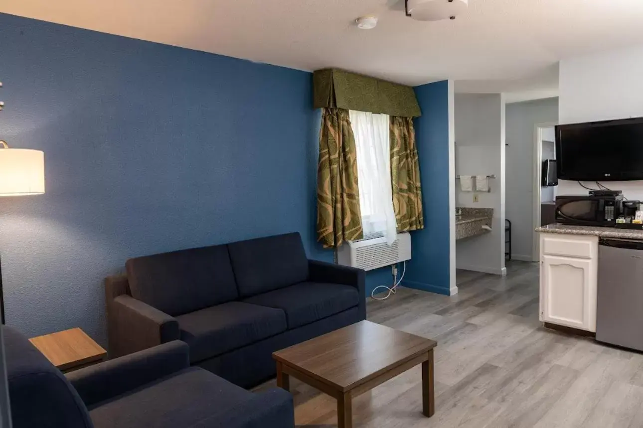 King Suite - Non-Smoking in Quality Inn & Suites King Suite - Non-Smoking in Quality Inn & Suites