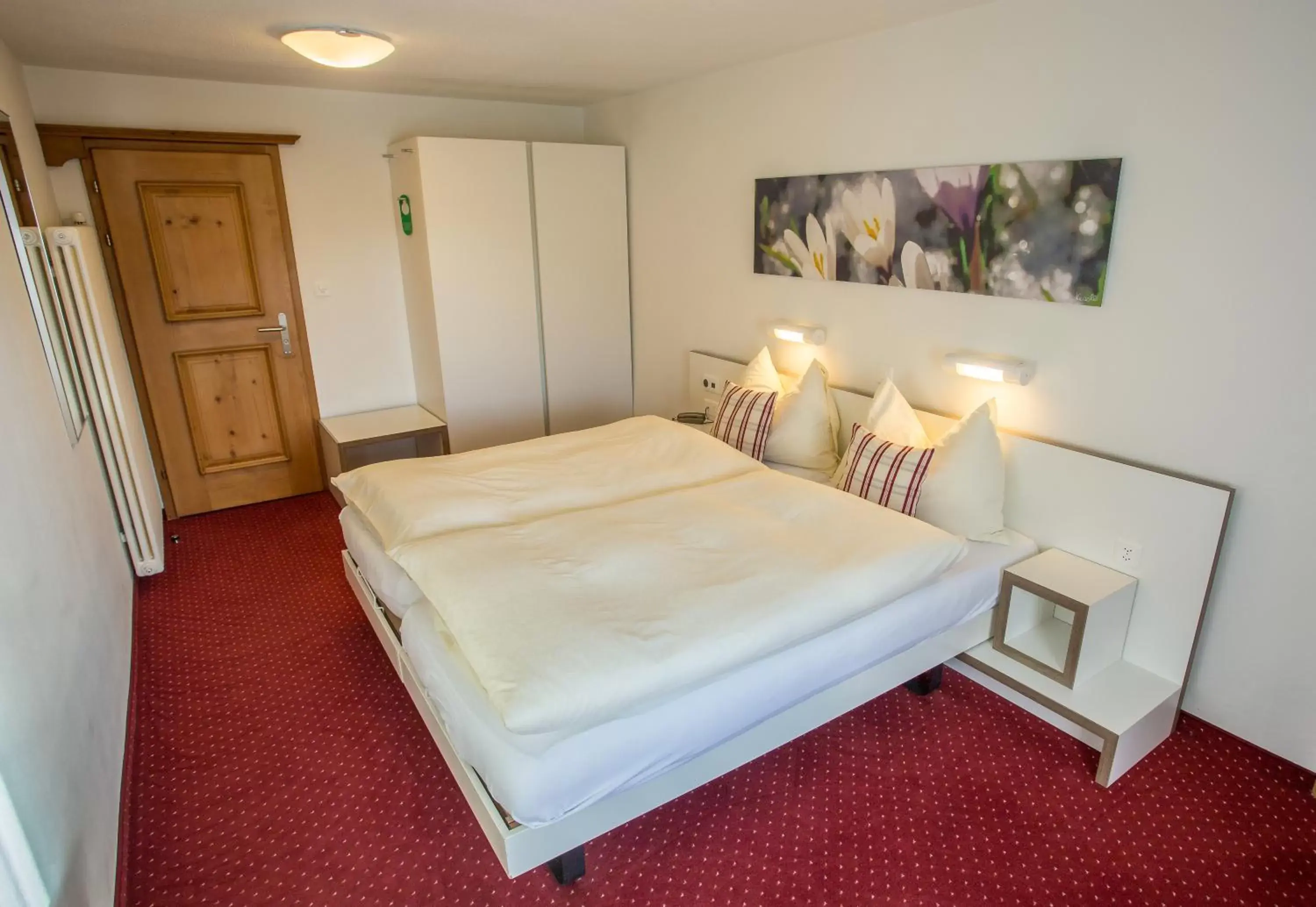 Comfort Double Room in Kessler's Kulm Comfort Double Room in Kessler's Kulm