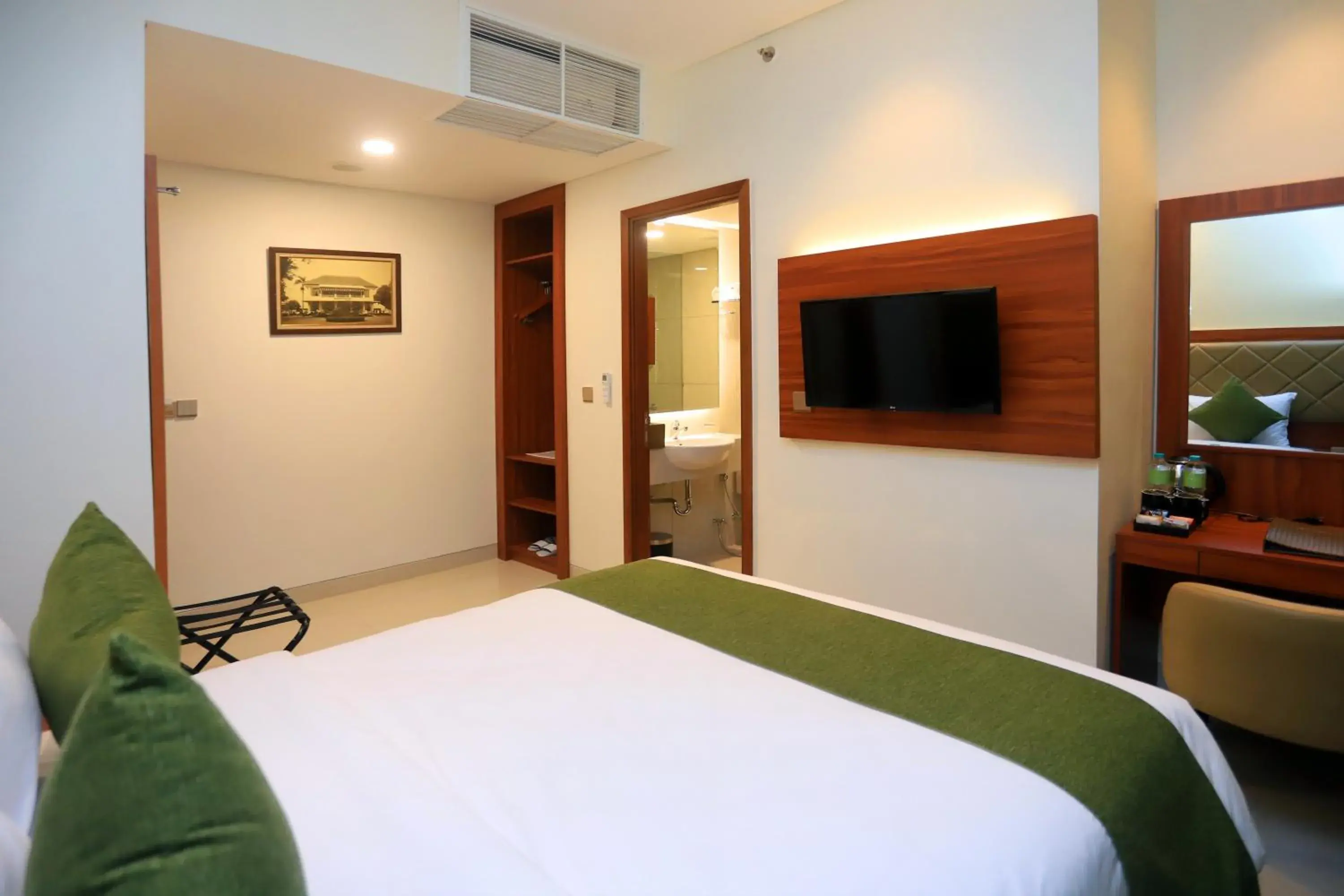 Superior Double Room in Luxury Inn Arion Hotel Superior Double Room in Luxury Inn Arion Hotel