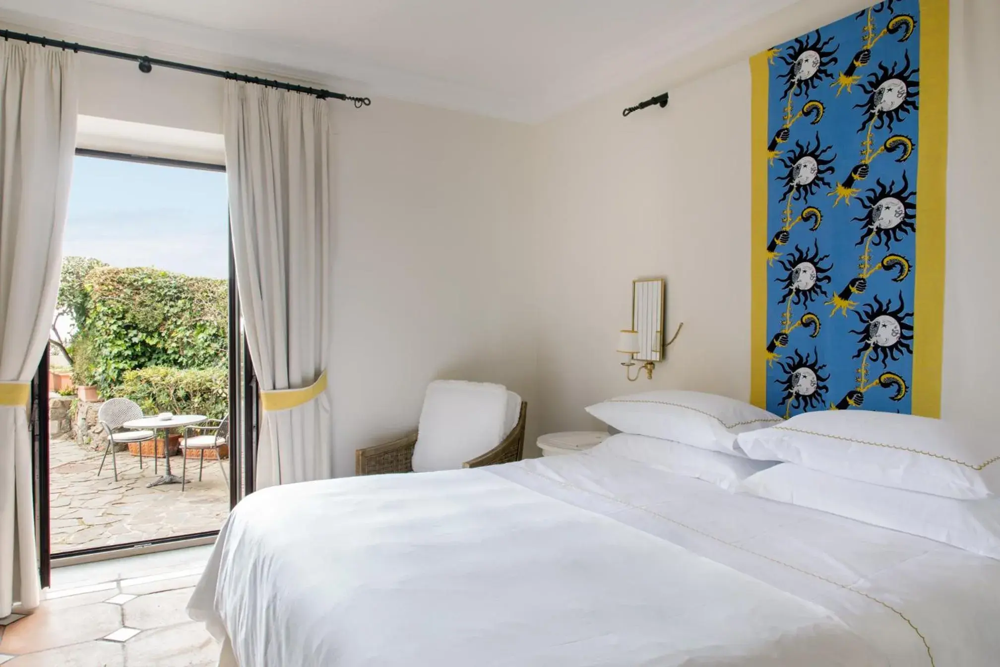 Double Room with Sea View in Mezzatorre Hotel & Thermal Spa Double Room with Sea View in Mezzatorre Hotel & Thermal Spa