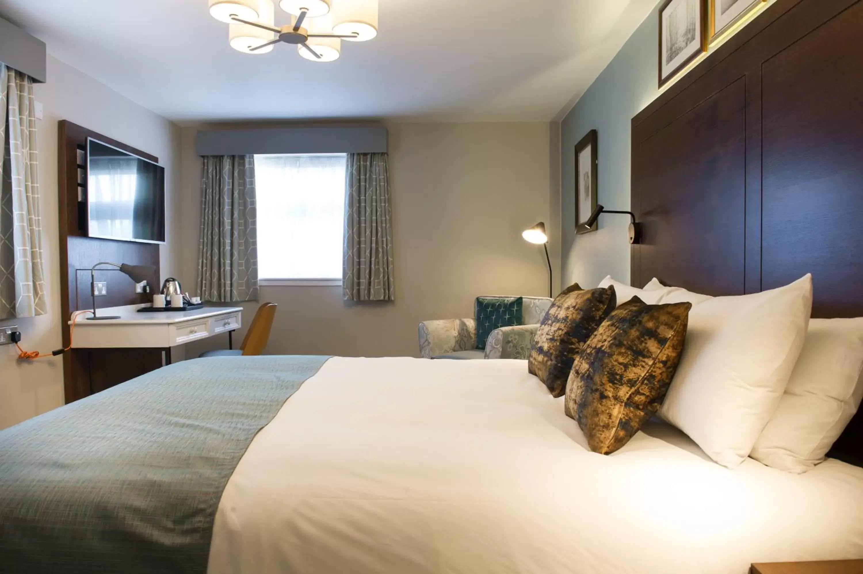 Family Room (2 Adults + 2 Children) in The Foxglove by Innkeeper's Collection Family Room (2 Adults + 2 Children) in The Foxglove by Innkeeper's Collection