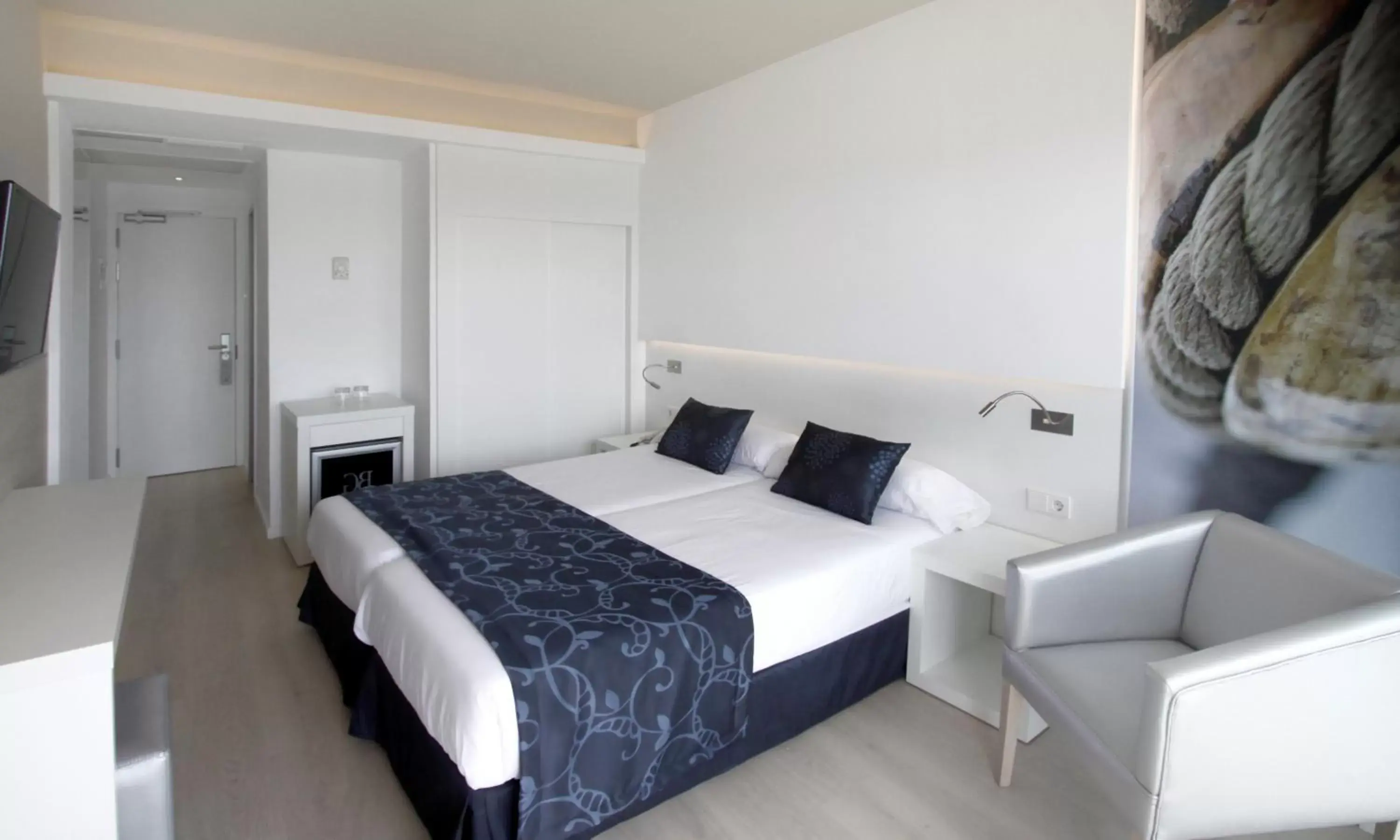 Double or Twin Room in BG Java Double or Twin Room in BG Java