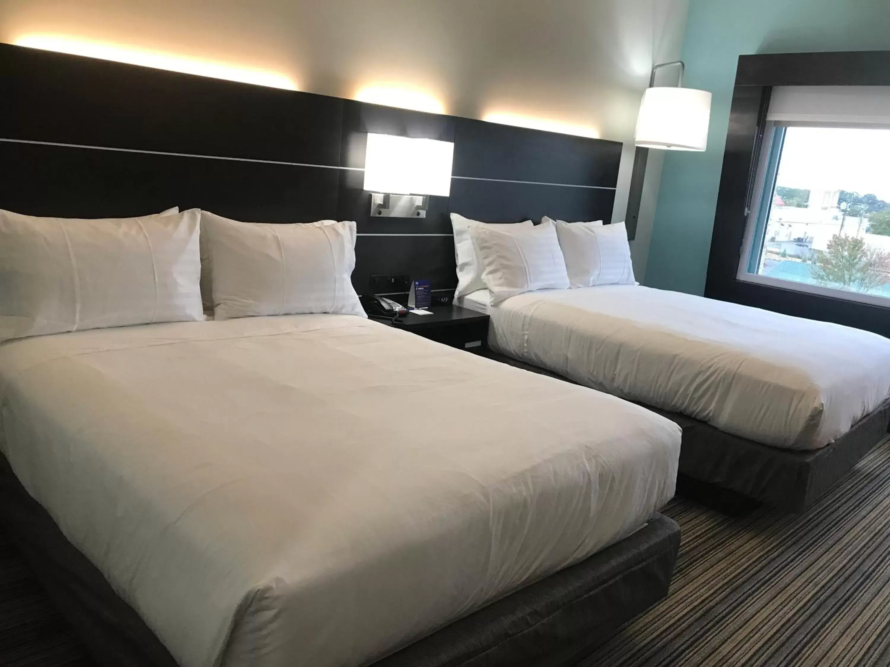 Standard Queen Room with Two Queen Beds in Holiday Inn Express & Suites Greenville SE - Simpsonville by IHG Standard Queen Room with Two Queen Beds in Holiday Inn Express & Suites Greenville SE - Simpsonville by IHG