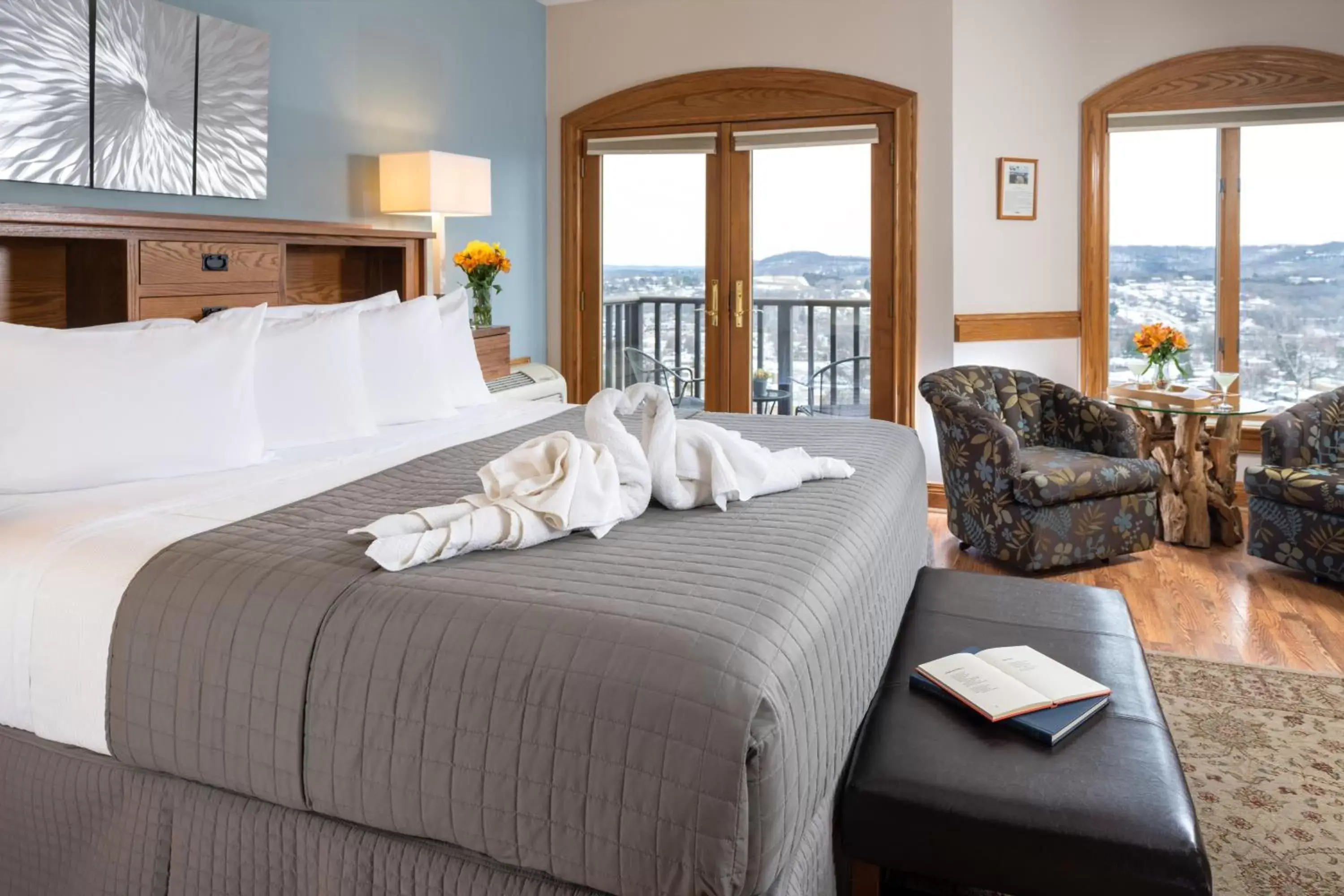 Deluxe King Room in Hermann Hill Deluxe King Room in Hermann Hill