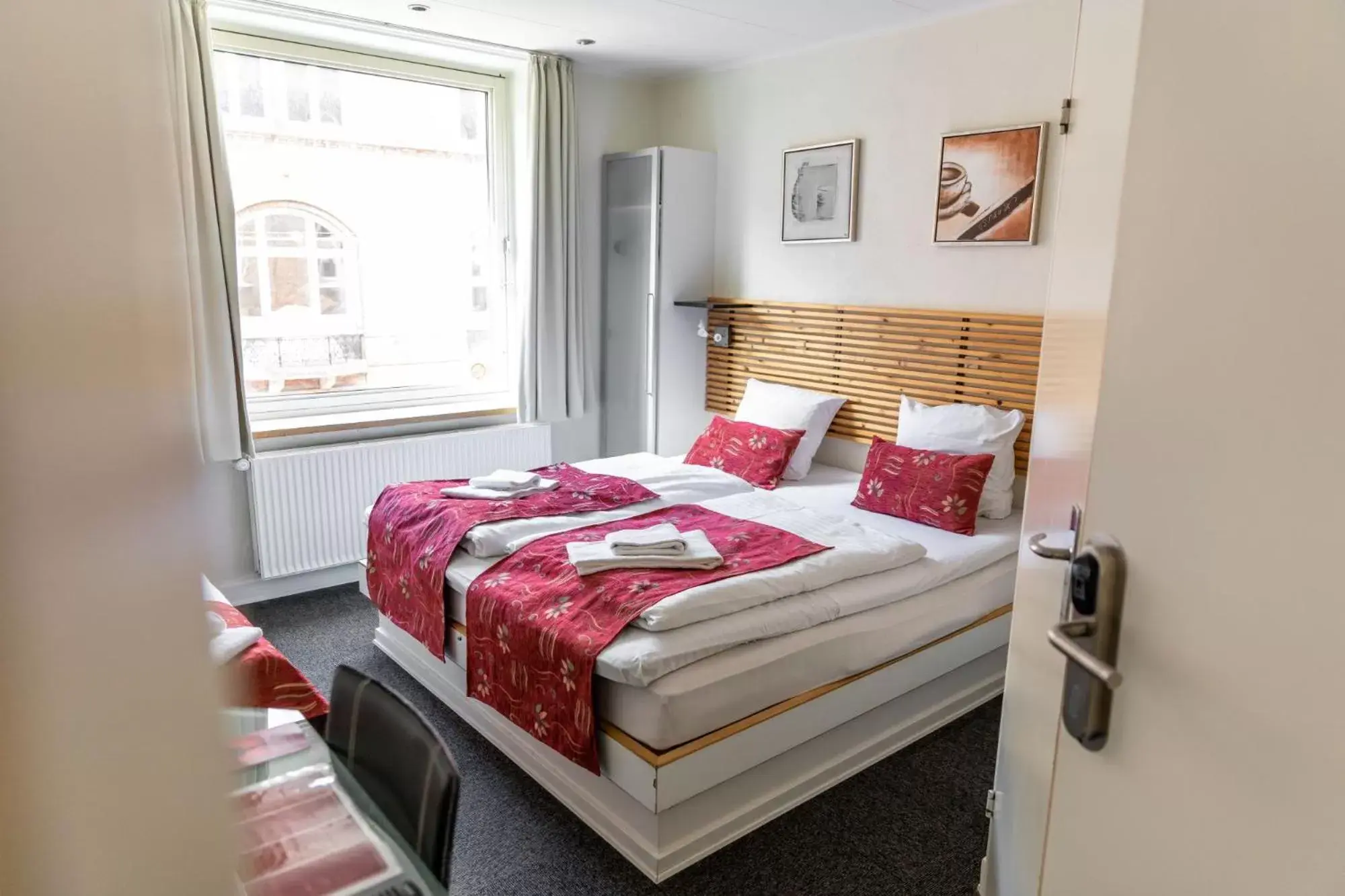 Milling Hotel Mini 11 Milling Hotel Mini 11